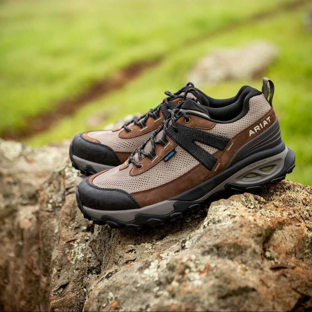Ariat Men's Traverse Low Waterproof Hiking Shoe - Image 11