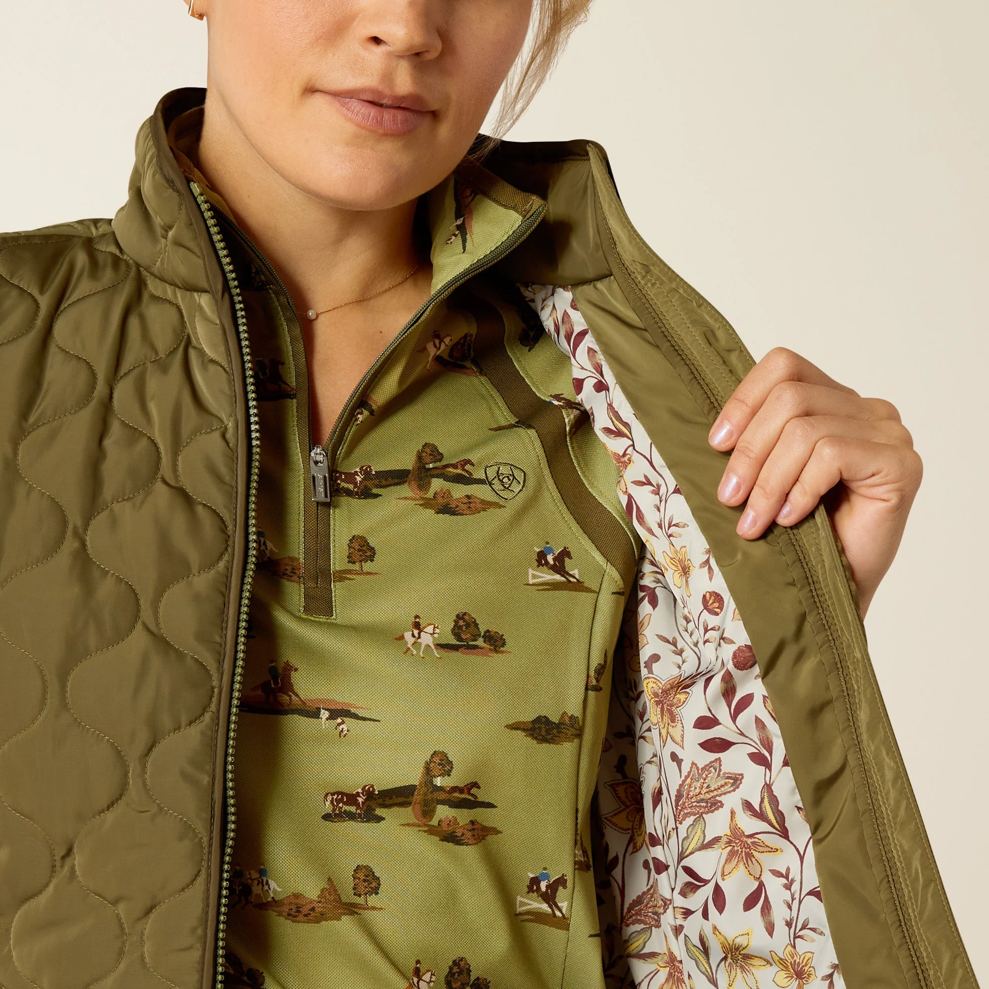 Ariat Women's Ashley 2.0 Insulated Vest - Image 4