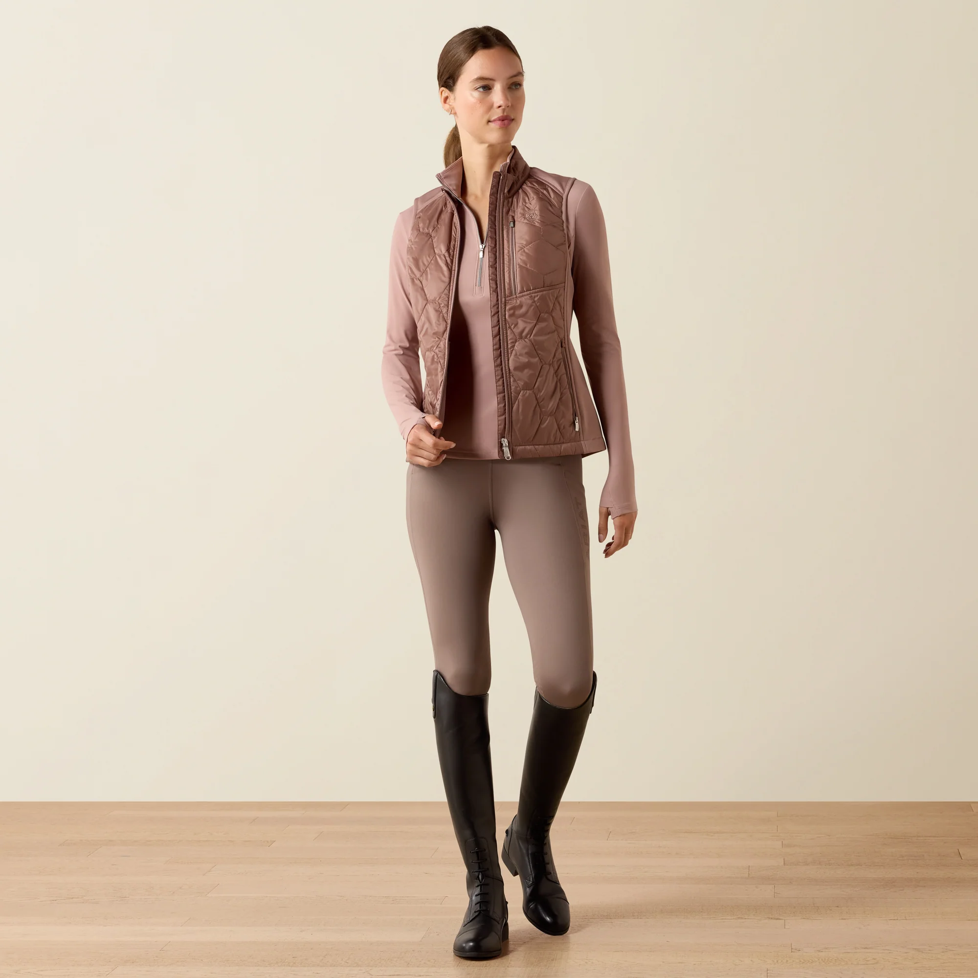 Ariat Women's Fusion Insulated Vest - Image 18