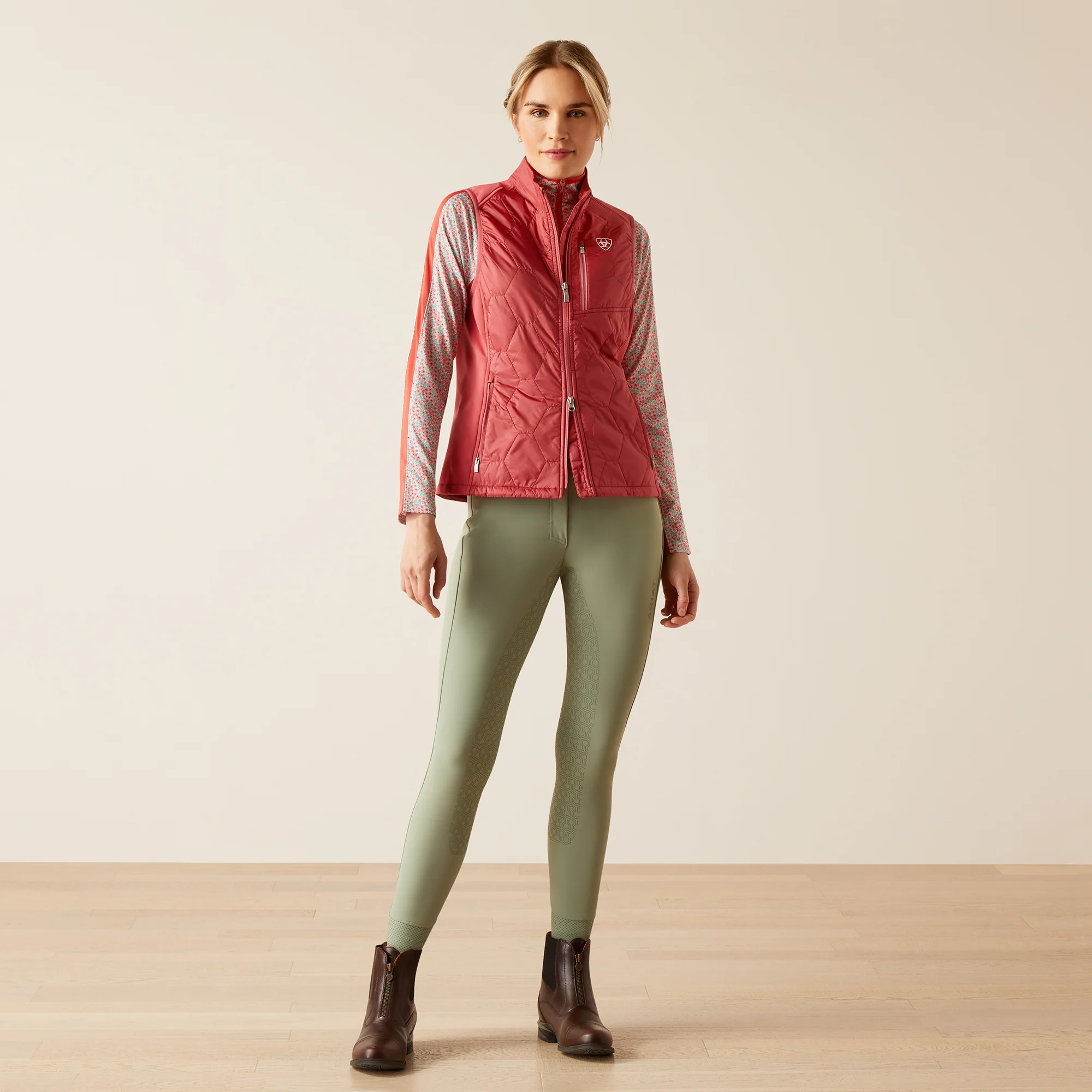 Ariat Women's Fusion Insulated Vest - Image 22