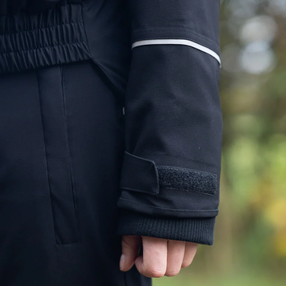 Champion Aintree Unisex Waterproof Jacket - Image 6