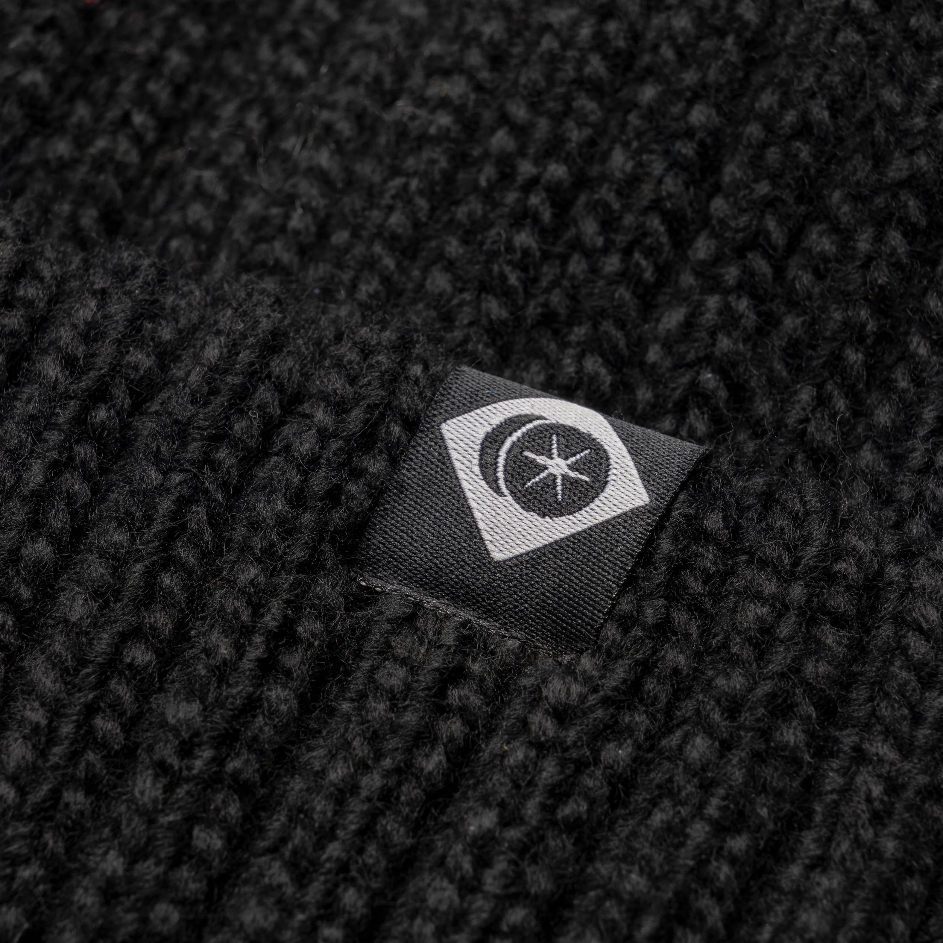 Charles Owen Bobble Hat - Image 2