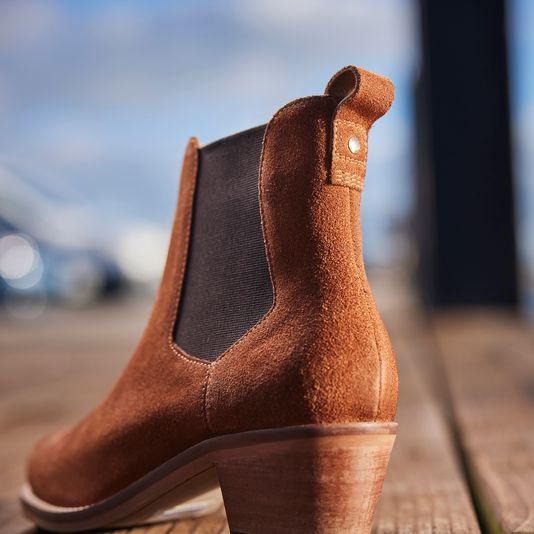 Chatham Ladies Barbury Mid Heel Chalsea Boots - Image 7