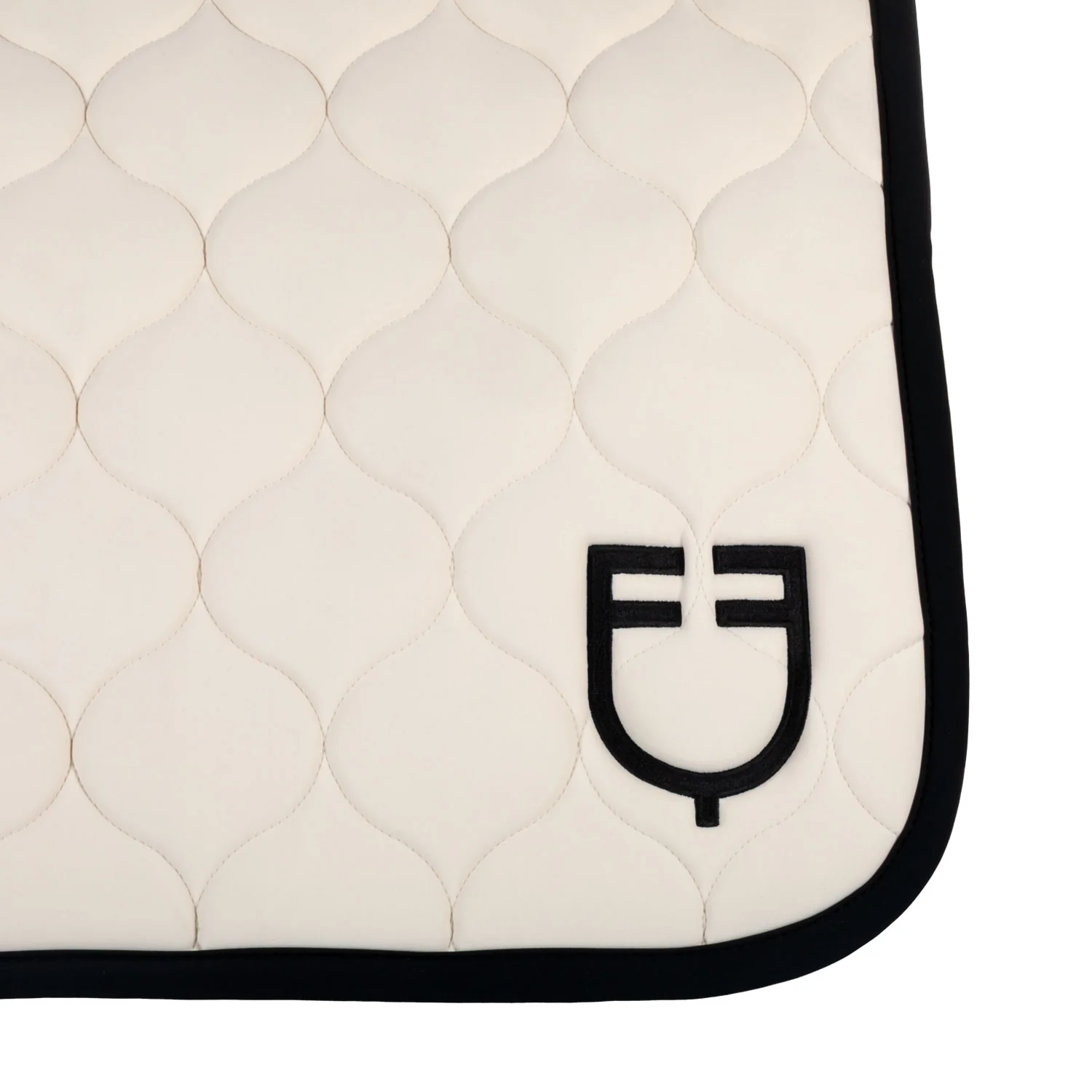 Equestro Dressage Saddle Pad With Onion Quilting - Image 20