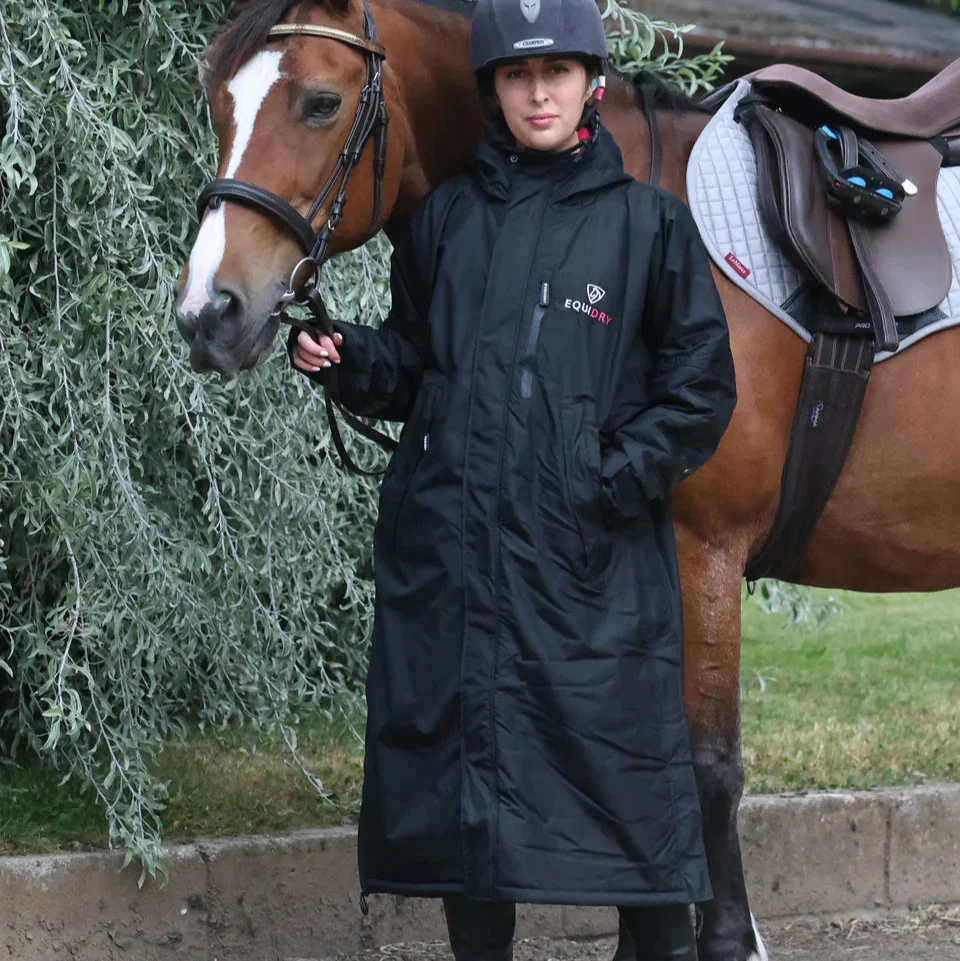 EQUIDRY Women's Thick Fleece Evolution Fixed Hood - Black Forest/Black - Image 32