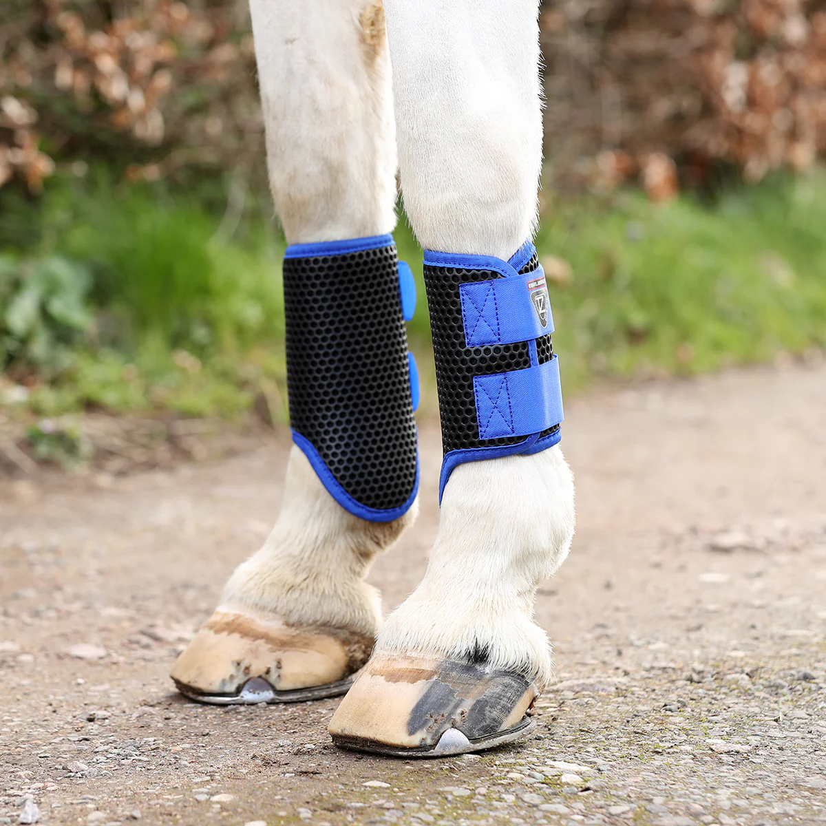 Equilibrium Tri Zone Brushing Boots - Image 10