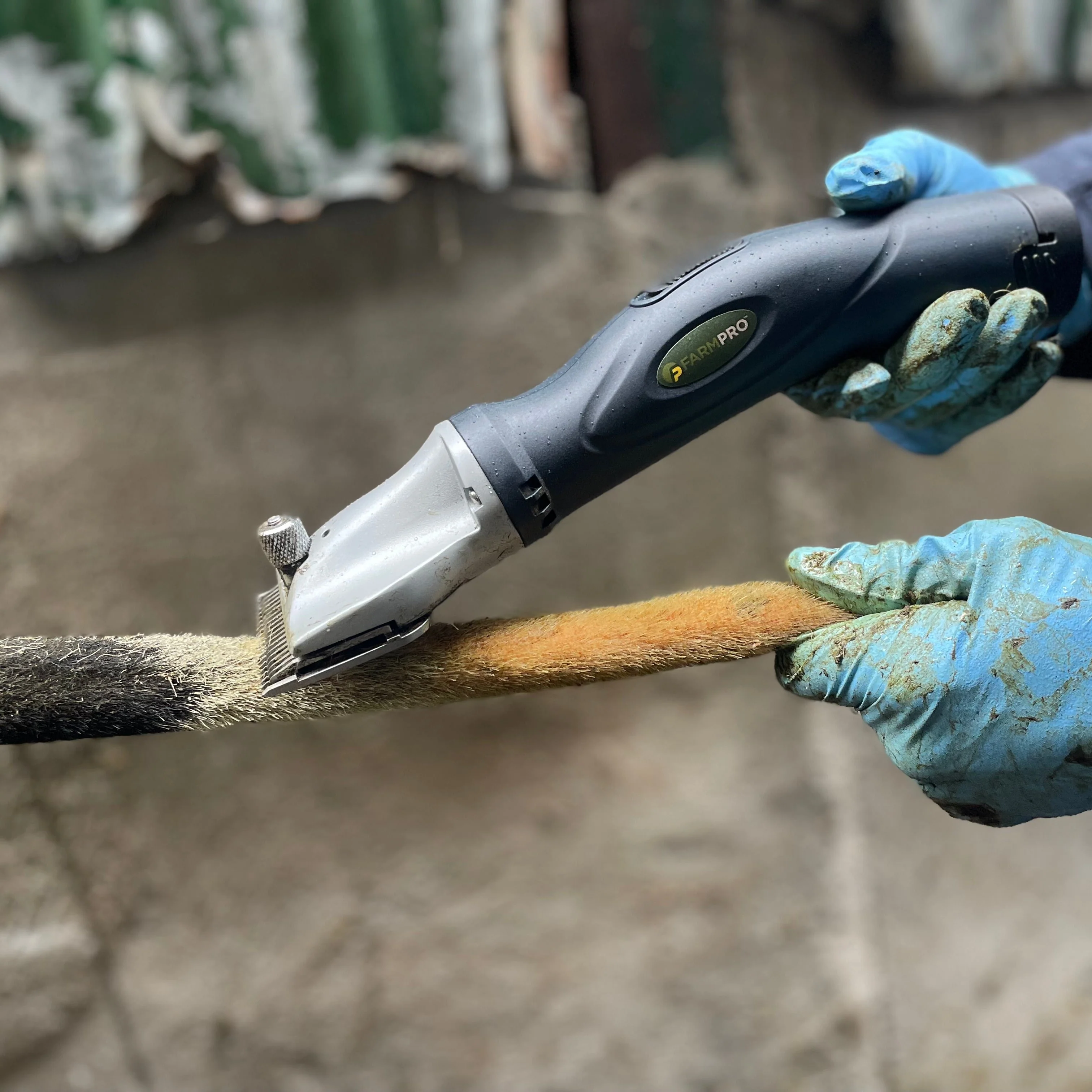 FarmPro Cordless Cattle Clipper - Image 6