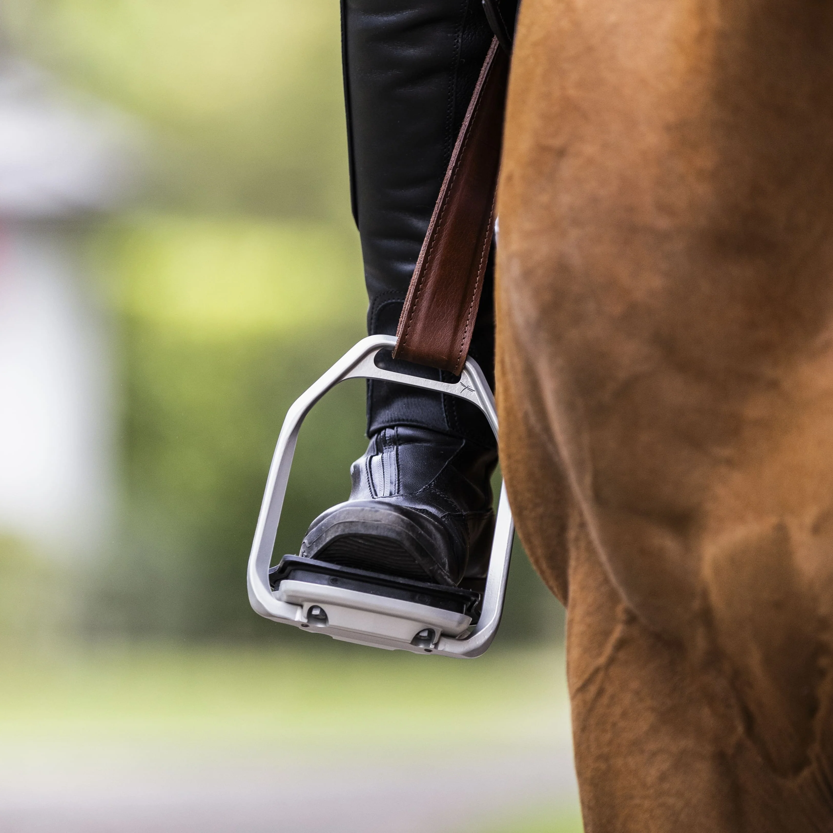 Freejump Air Pure Stirrups - Image 3