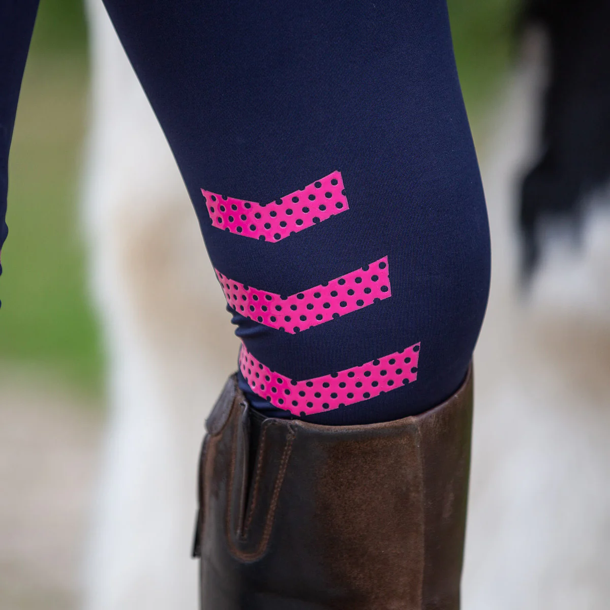 GS Equestrian Mariah Ladies Silicone Knee Contrast Riding Tights - Image 13