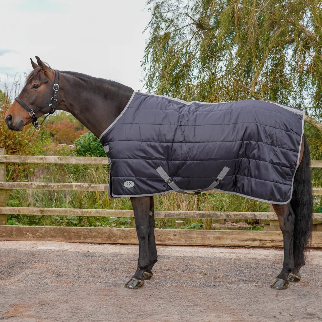 GS Equestrian Standard Neck 150g Stable Rug