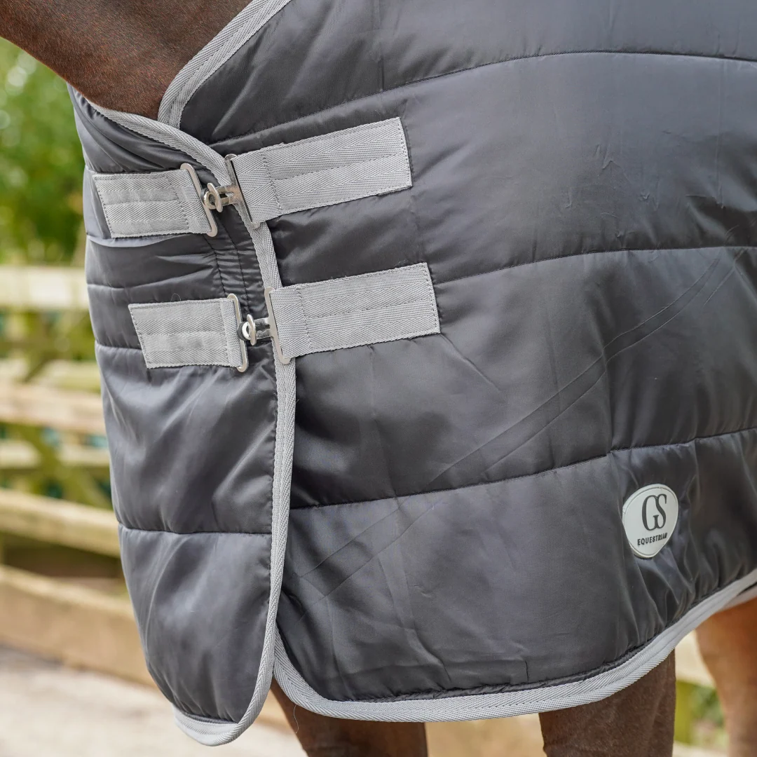 GS Equestrian Standard Neck 150g Stable Rug - Image 2