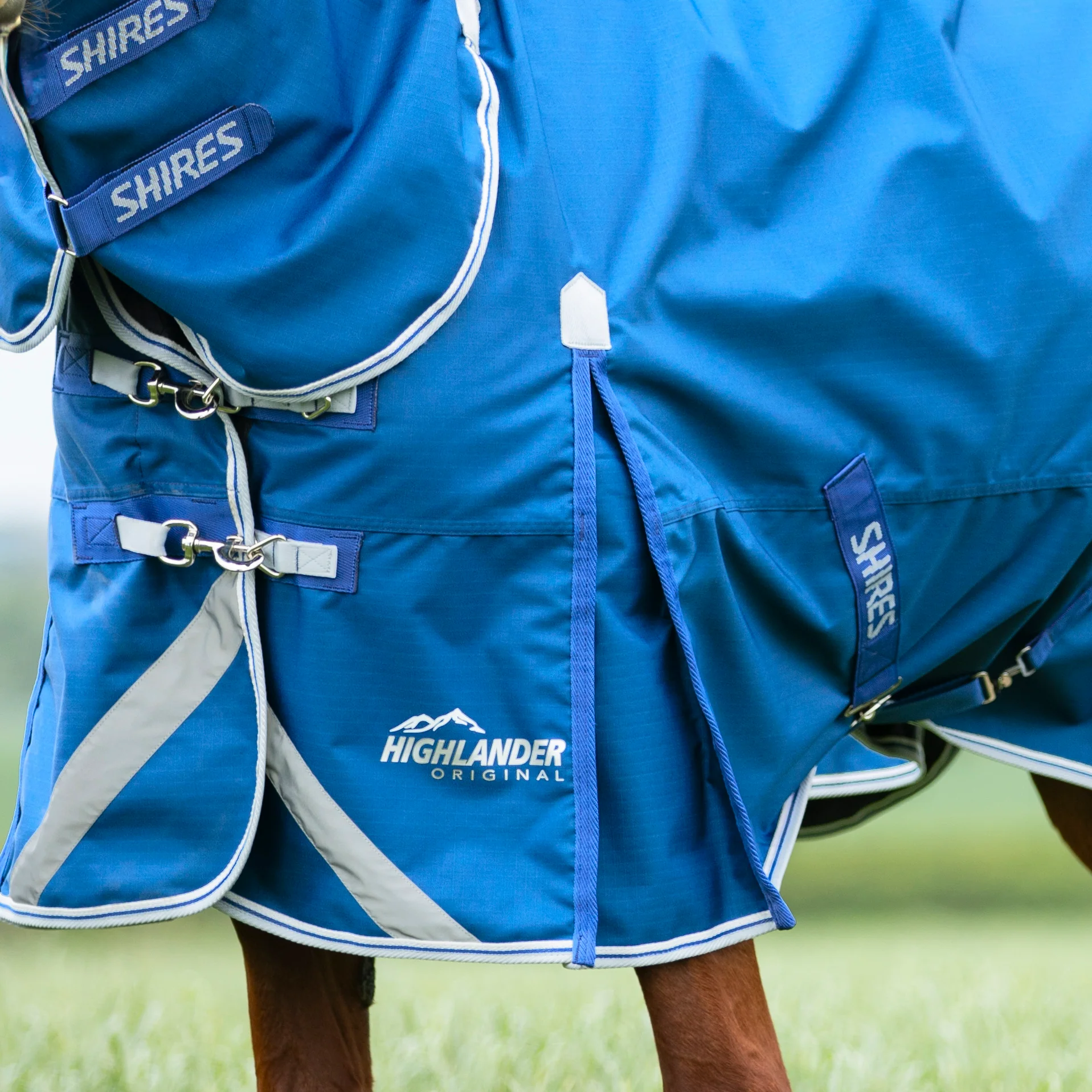 Shires Highlander Original 200g Turnout Combo Rug - Image 9