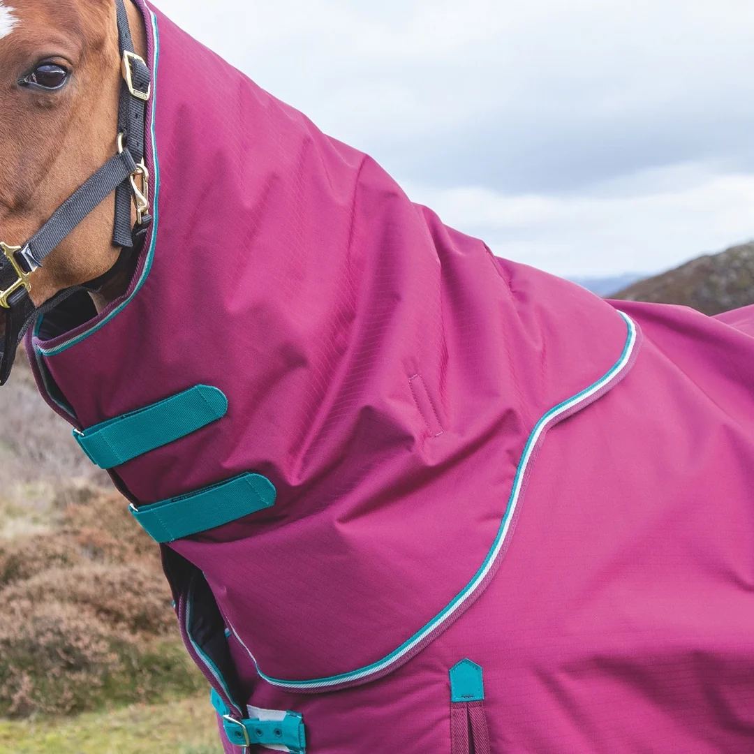 Shires Highlander Original 300g Turnout Neck Cover - Image 2