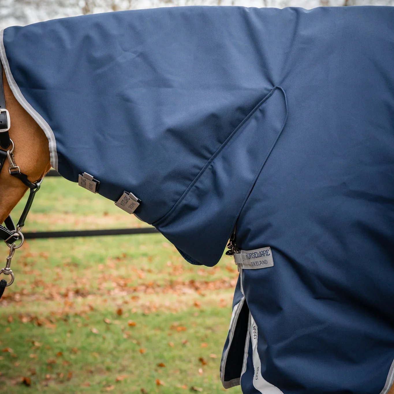 Horseware Ireland Amigo 1200D Integrated 250g Turnout Rug - Image 3