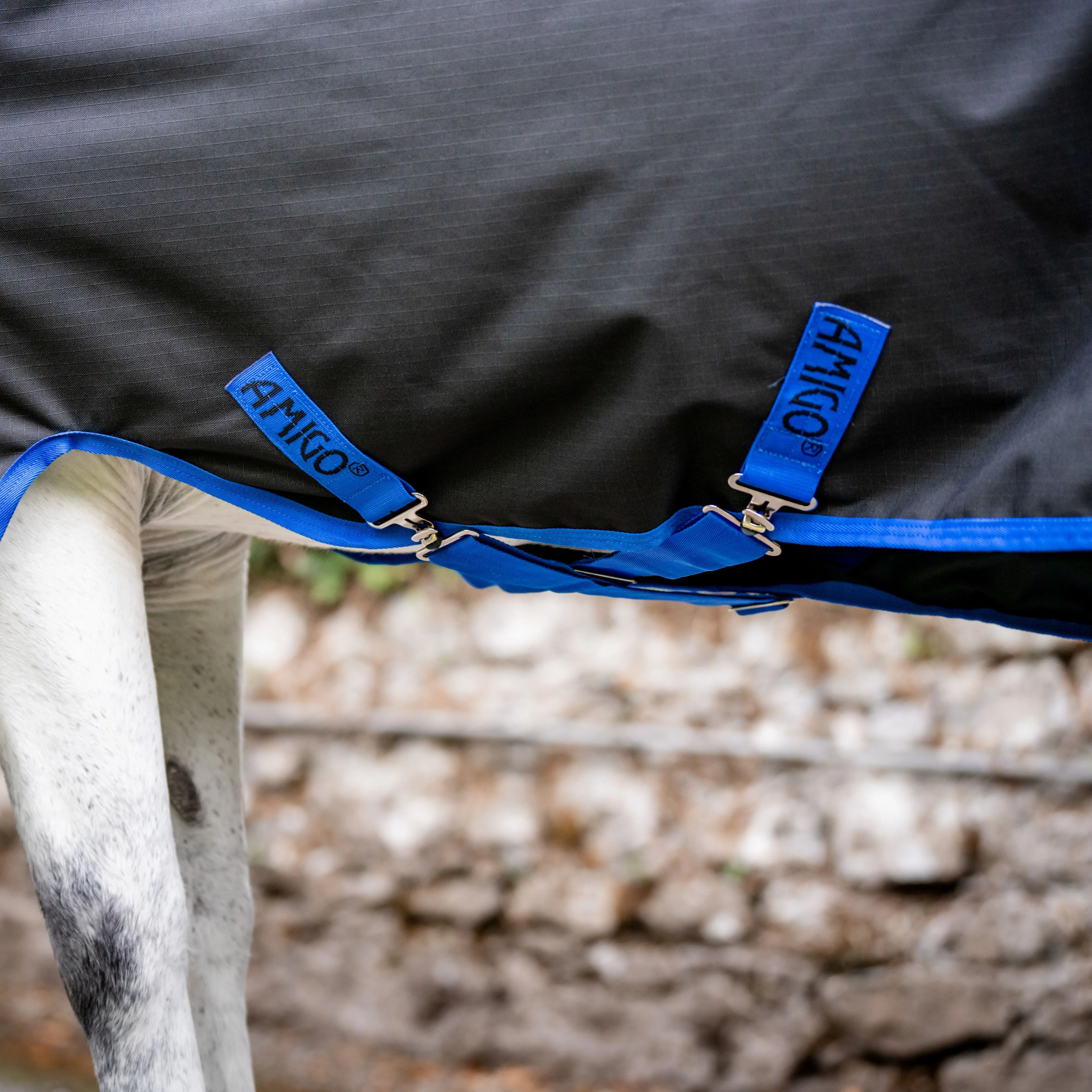 Horseware Ireland Amigo Ripstop 900D Plus 200g Pony Turnout Rug - Image 5