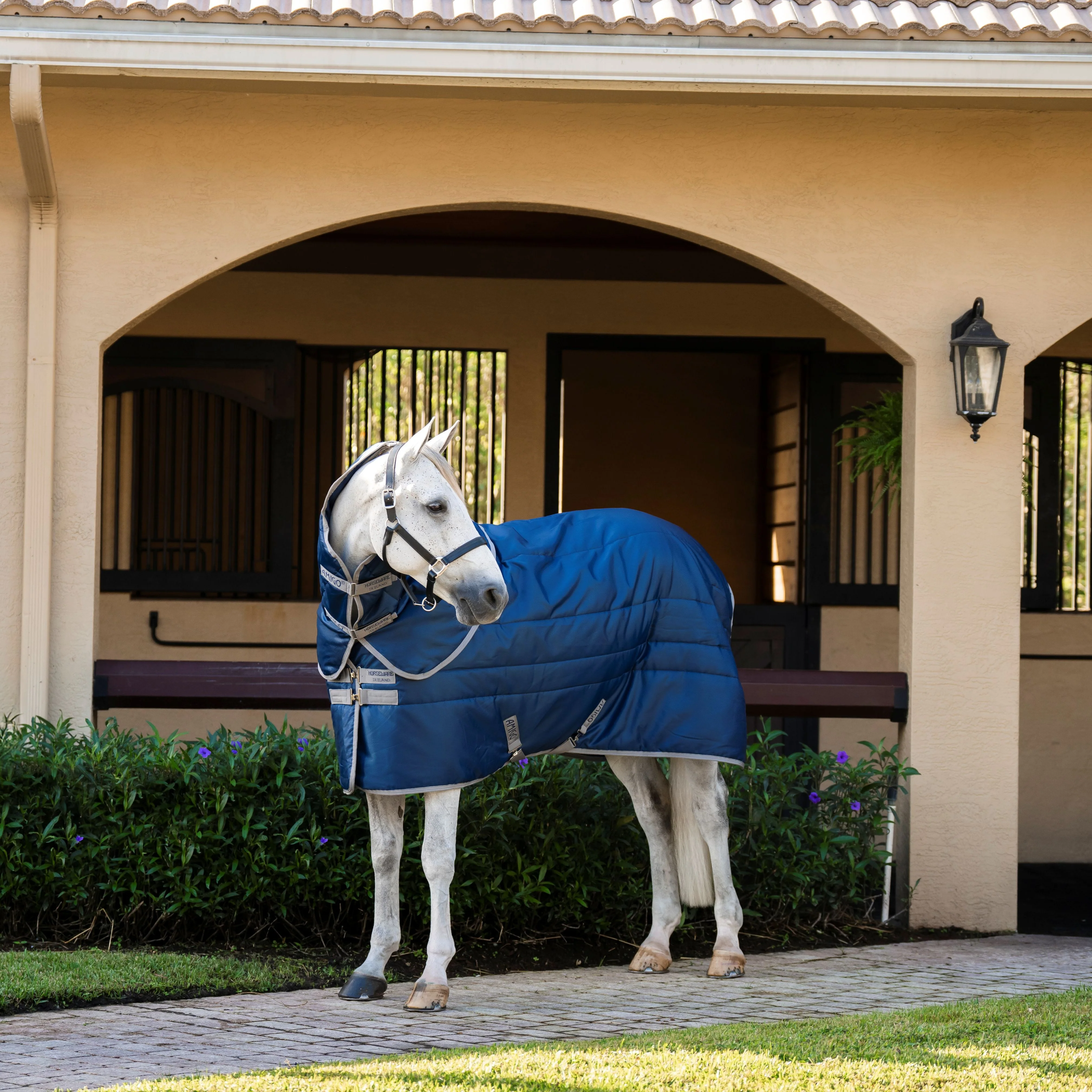 Horseware Ireland Amigo Ripstop Insulator 350g Plus Stable Rug - Image 3