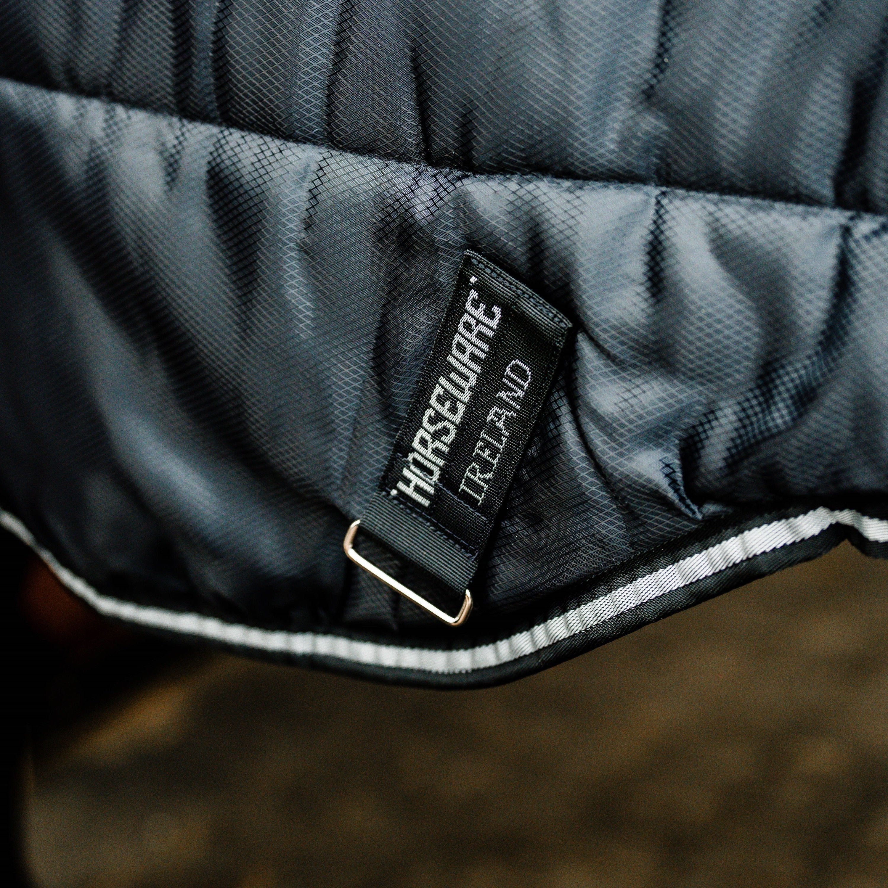 Horseware Ireland Horseware Easy-Layer 100g Stable Rug - Image 4