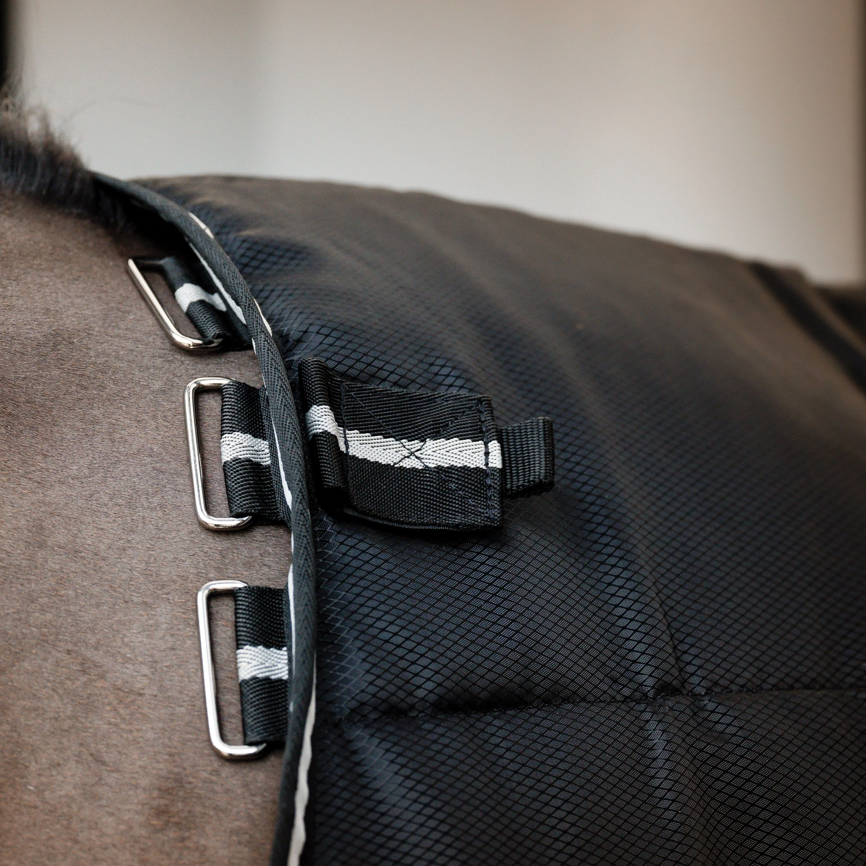 Horseware Ireland Horseware Easy-Layer 100g Stable Rug - Image 5