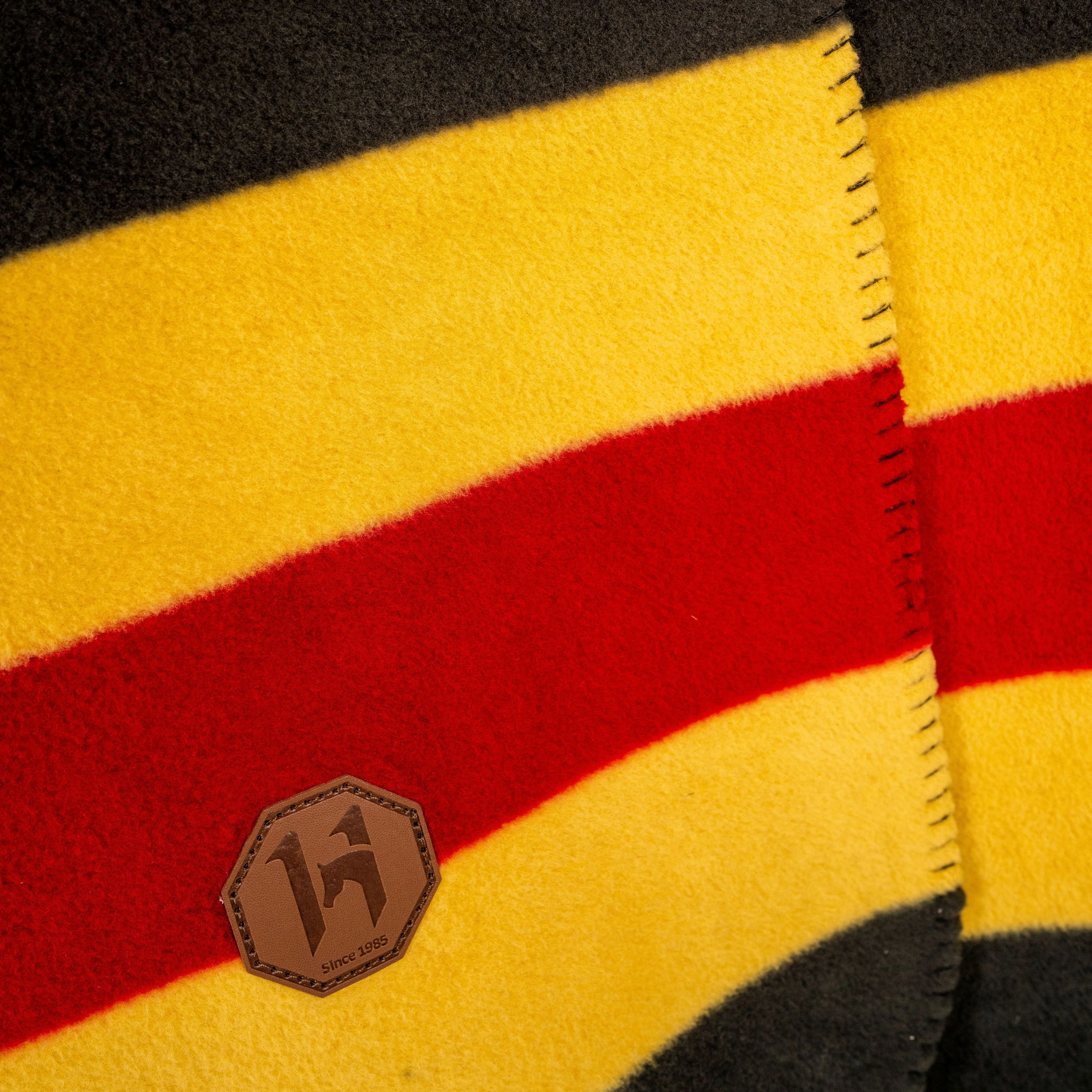 Horseware Ireland Newmarket Fleece Blanket - Image 6