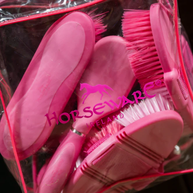 Horseware Ireland Newmarket Grooming Brush Set - Image 8
