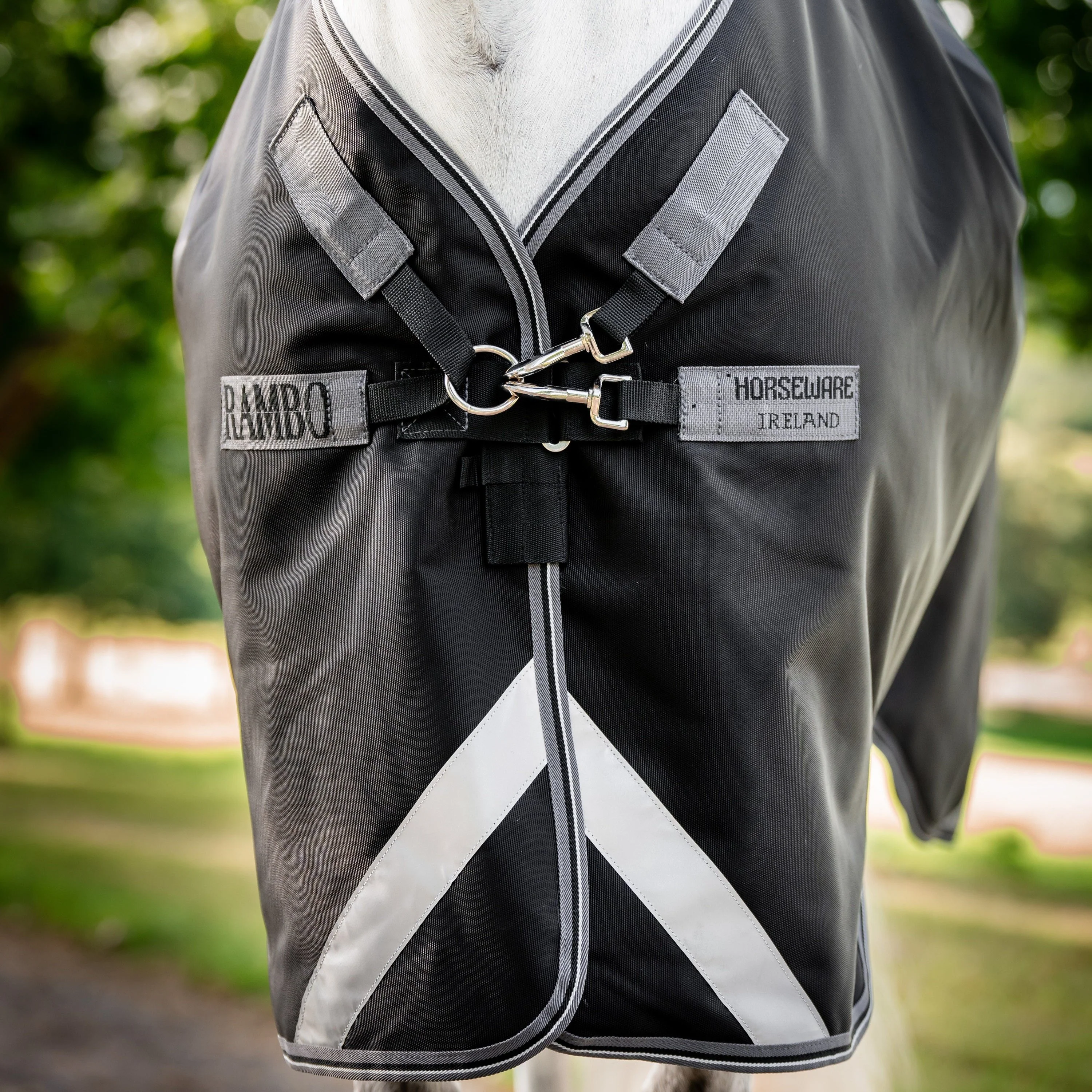 Horseware Ireland Rambo Supreme 1680D Turnout Vari-Layer 250g - Image 2
