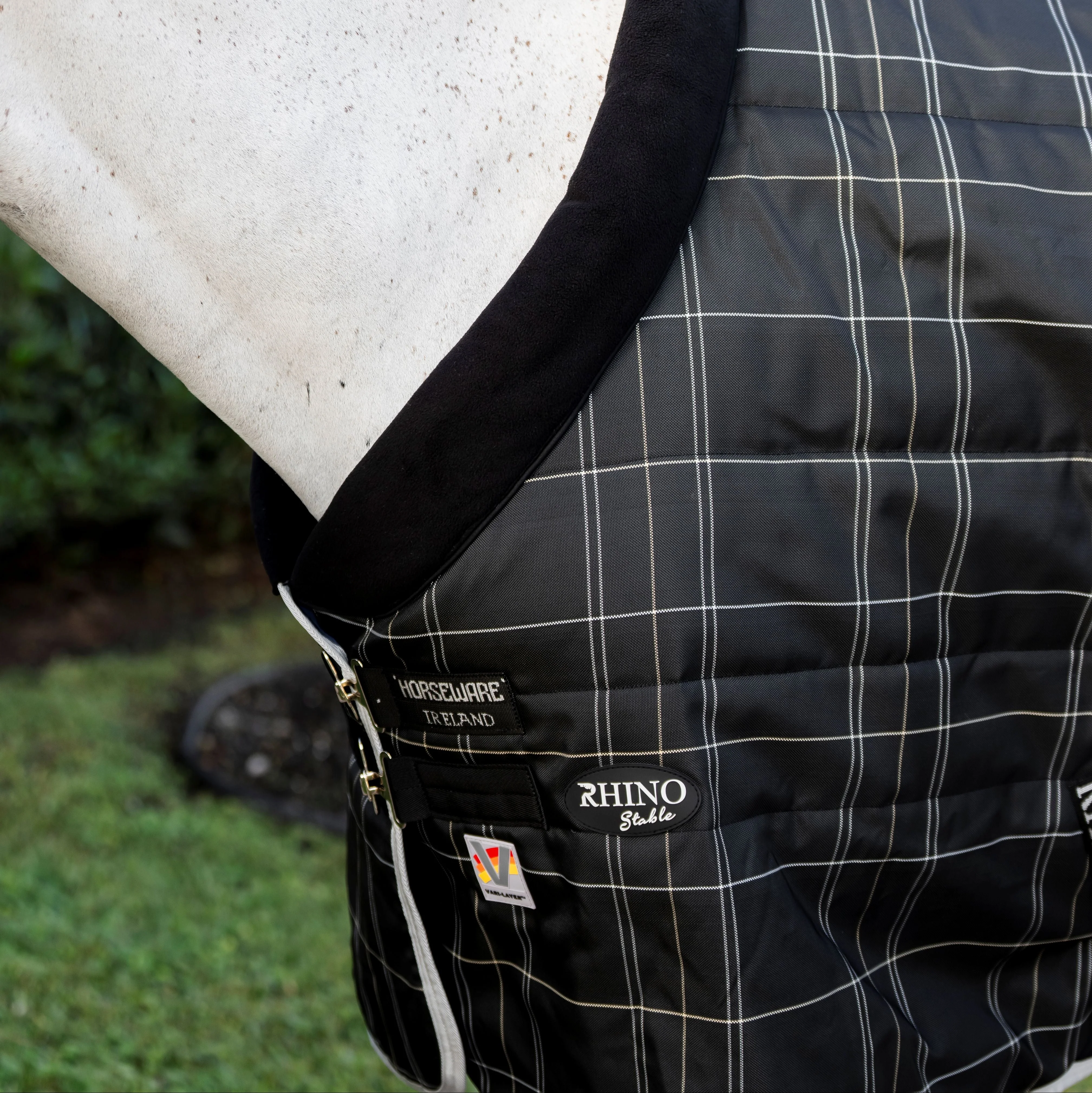 Horseware Ireland Rhino 350g Vari-Layer Stable Rug - Image 7
