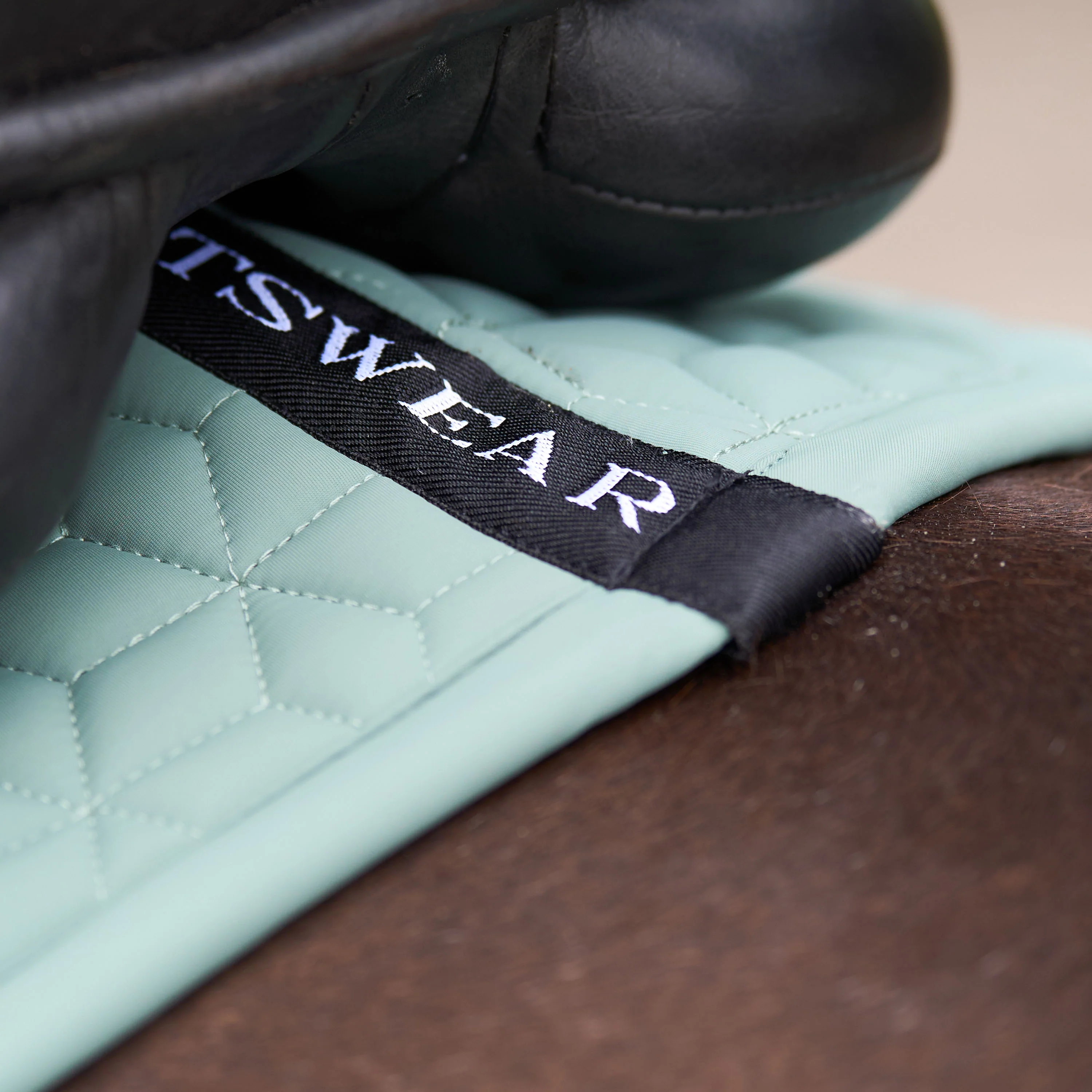 HV Polo Essential GP Saddle Pad - Image 17