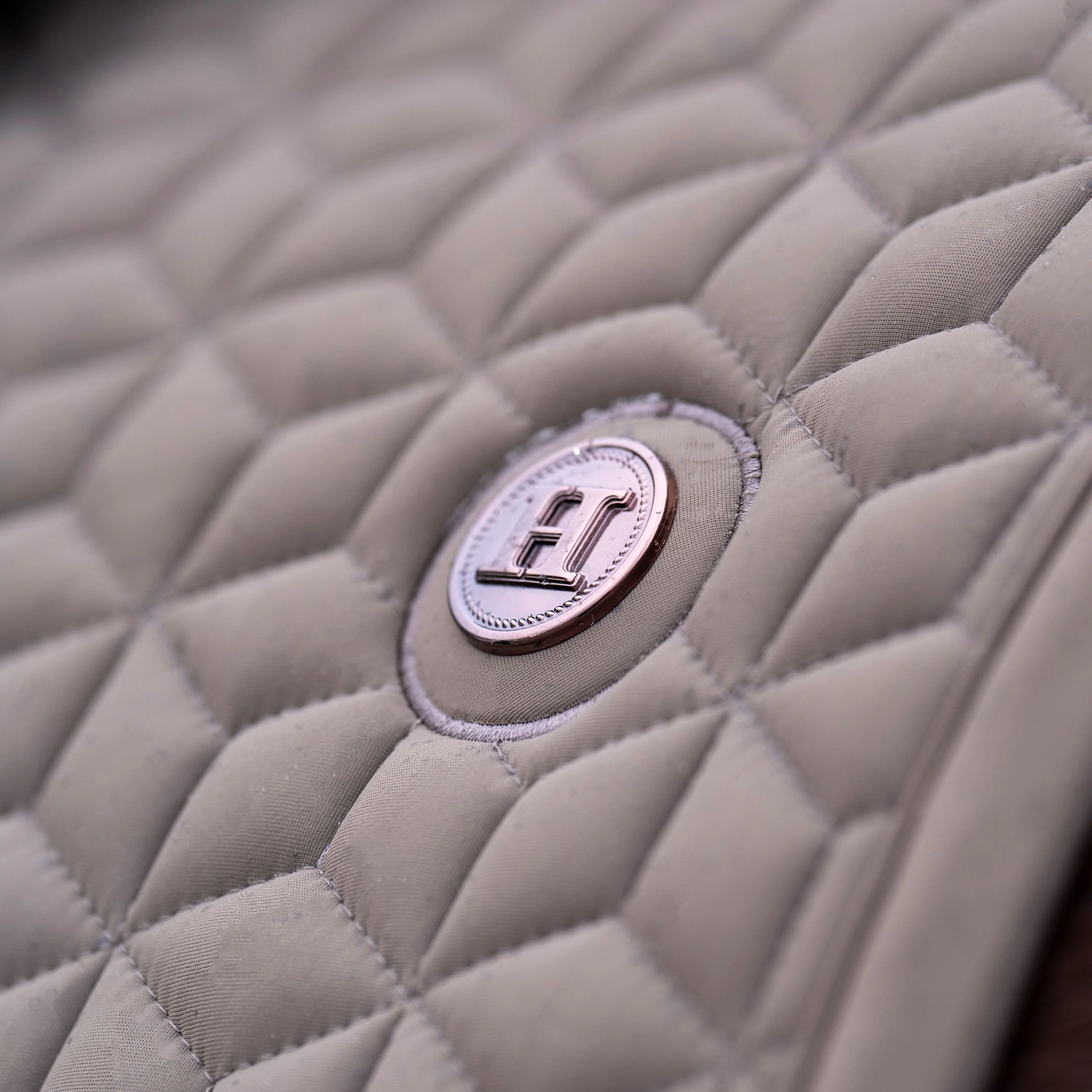 HV Polo Essential GP Saddle Pad - Image 7