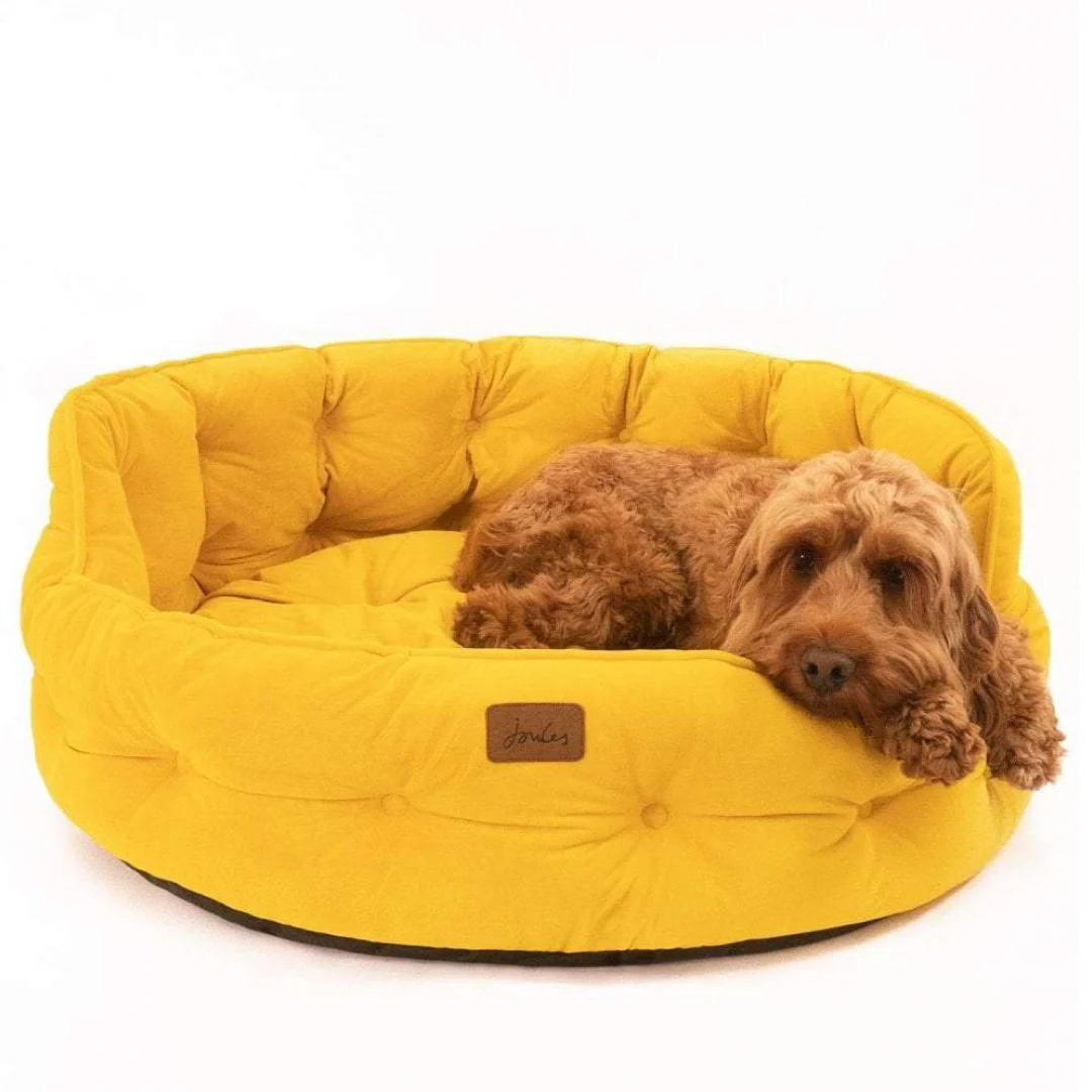 Joules Chesterfield Pet Bed - Image 4