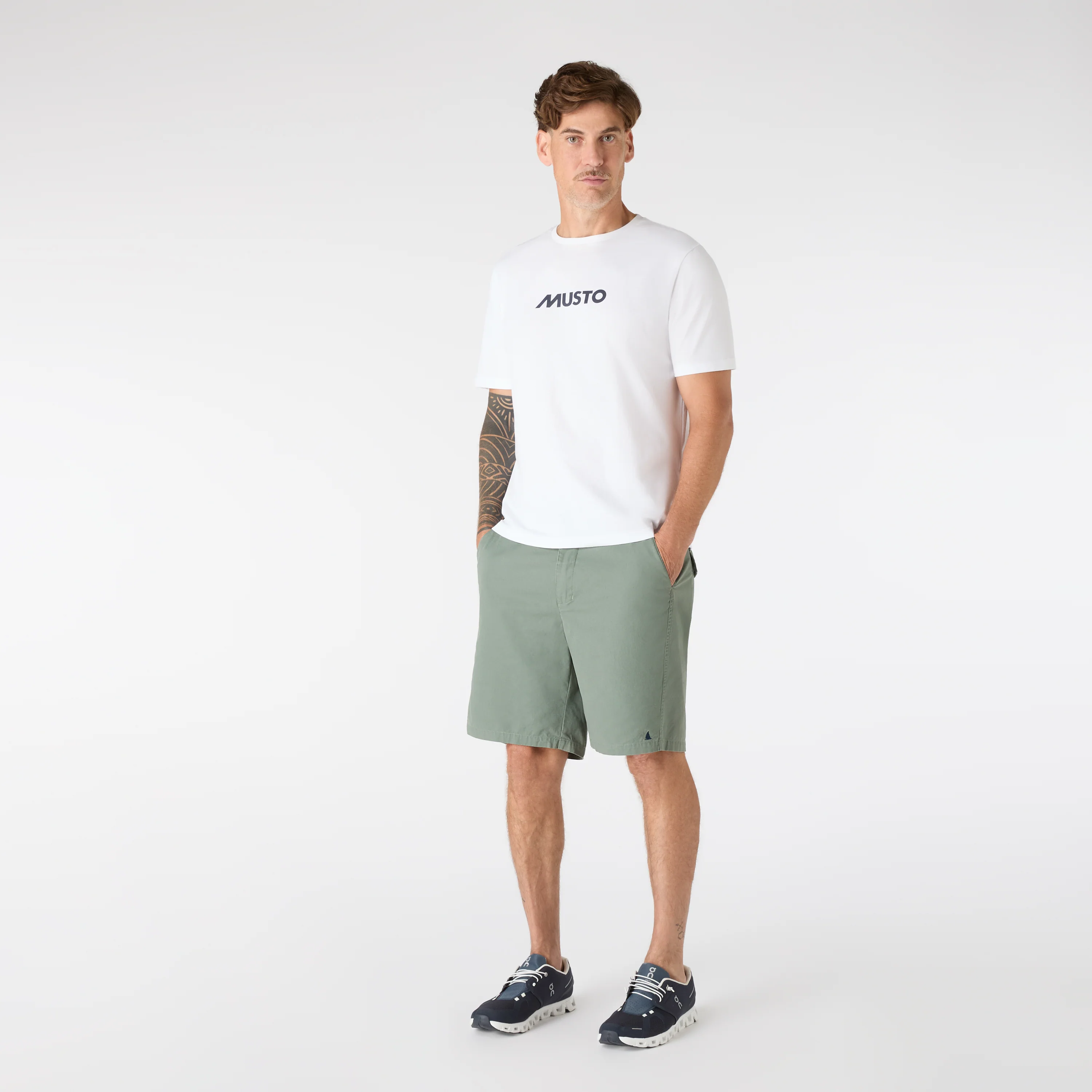 Musto Men's Original Bermuda Shorts - Image 12