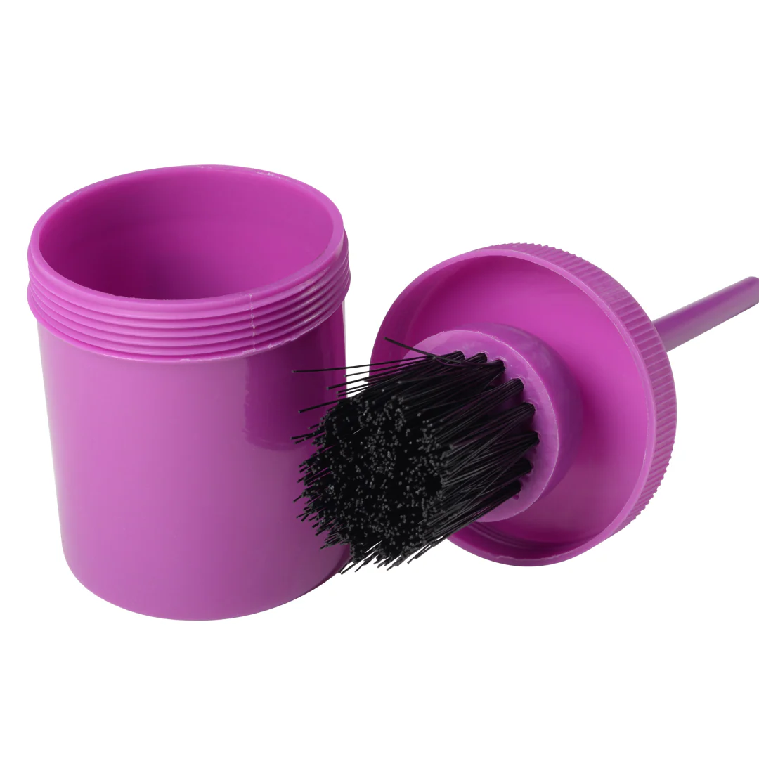 Roma Brights Hoof Oil Brush & Bottle - Image 2