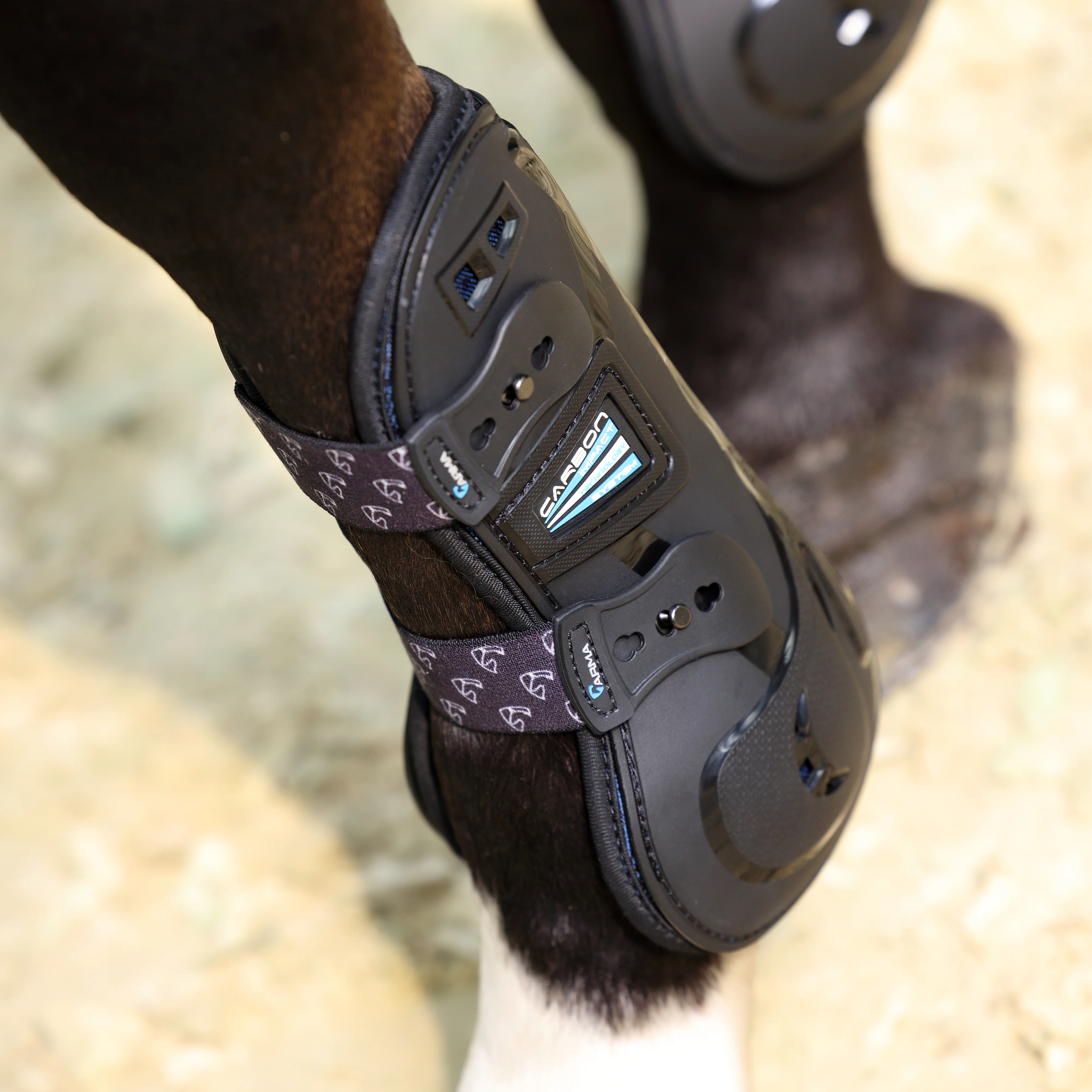 Shires ARMA Carbon Tendon Boots - Image 15