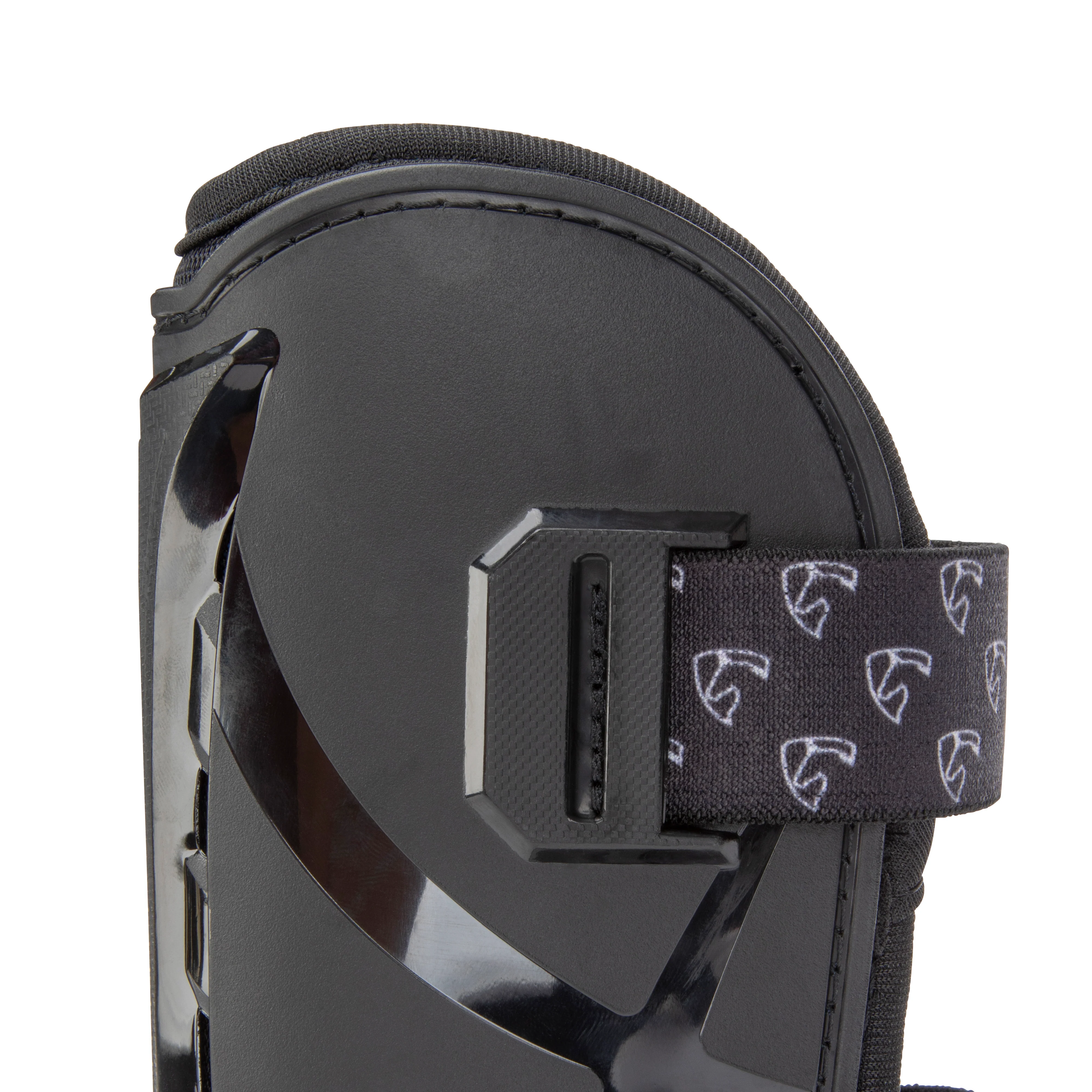 Shires ARMA Carbon Tendon Boots - Image 9