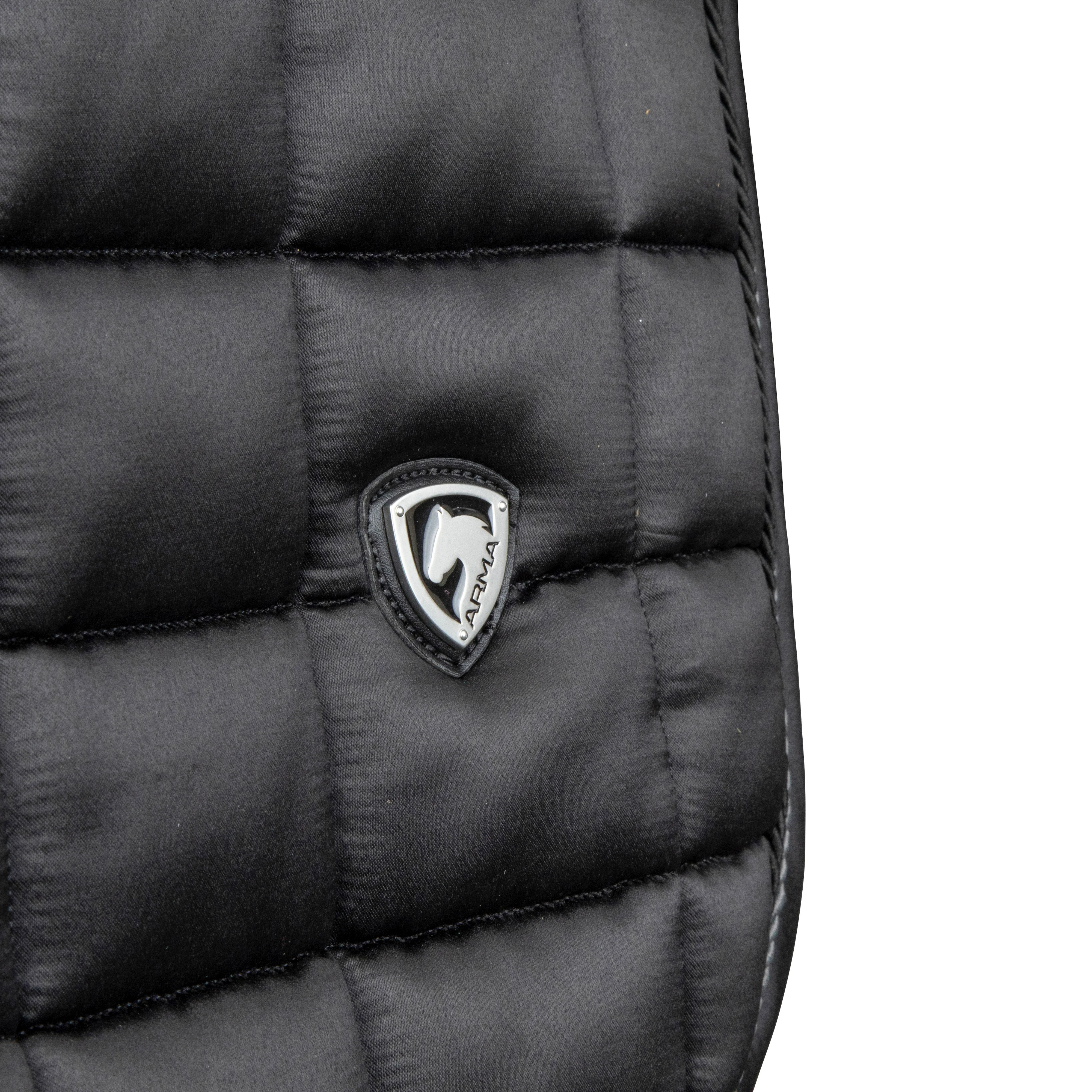 Shires ARMA Eltar Satin Dressage Saddlecloth - Image 4