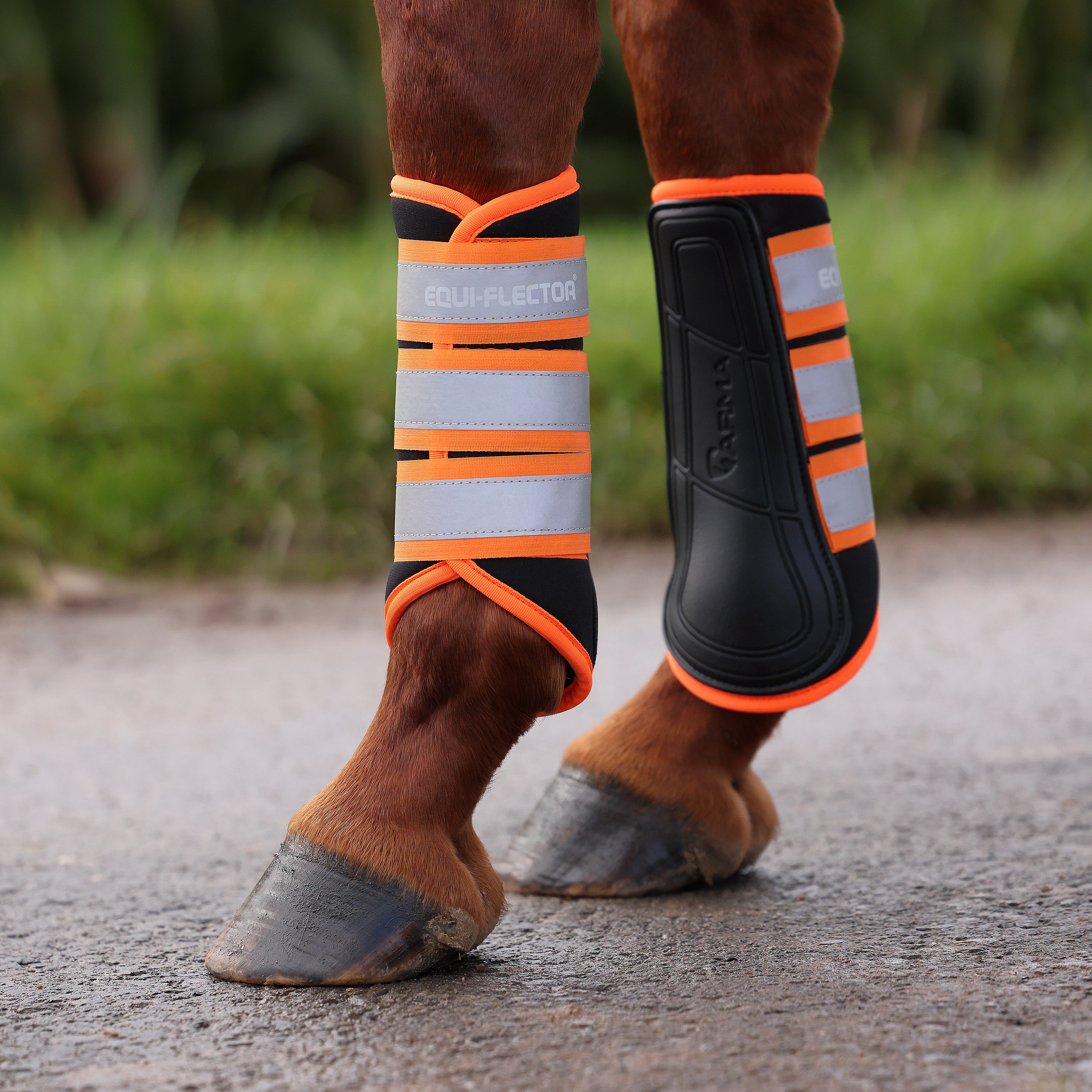 Shires ARMA EQUI-FLECTOR® Brushing Boots - Image 9