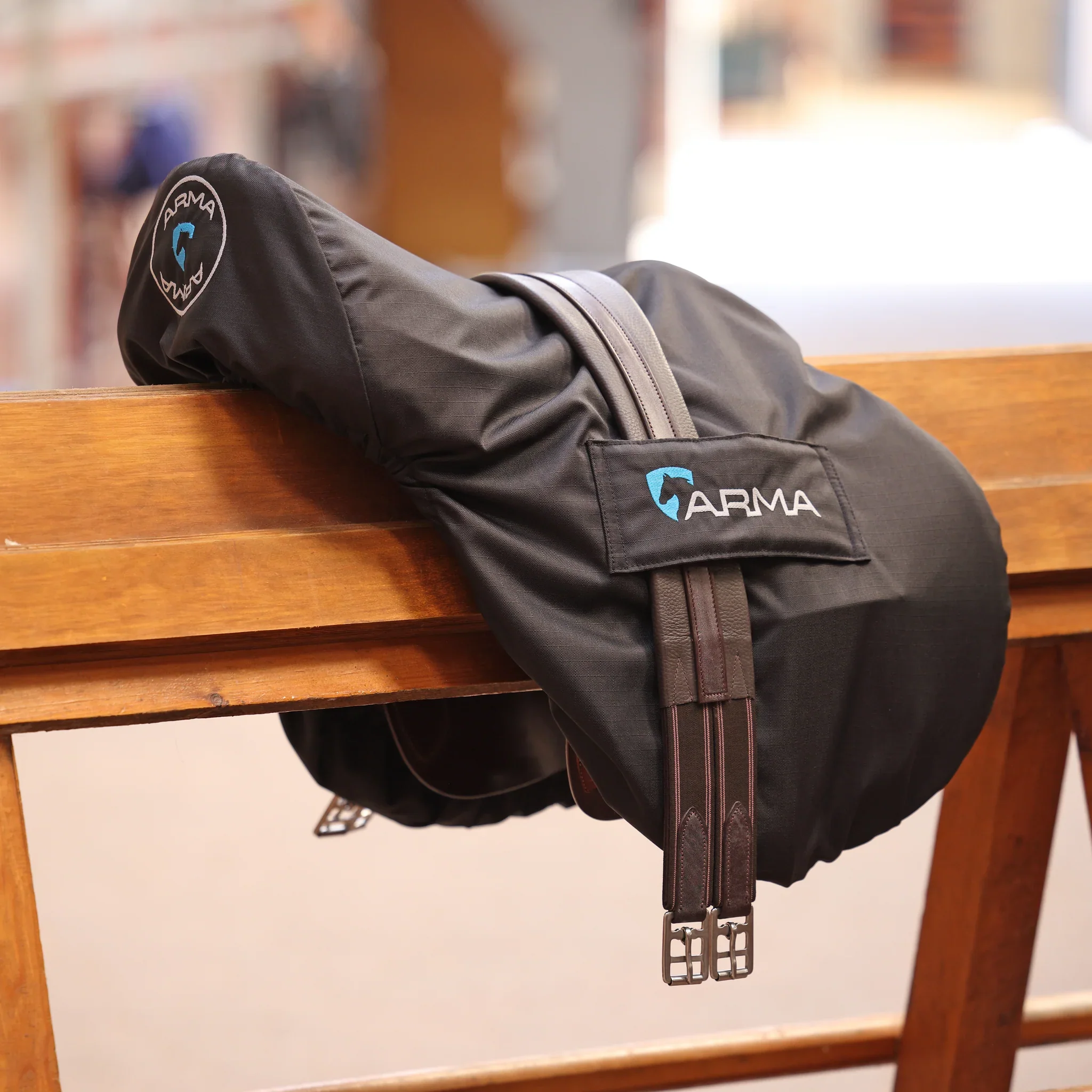 Shires ARMA Waterproof Fleece Lined Saddle Cover - Image 2