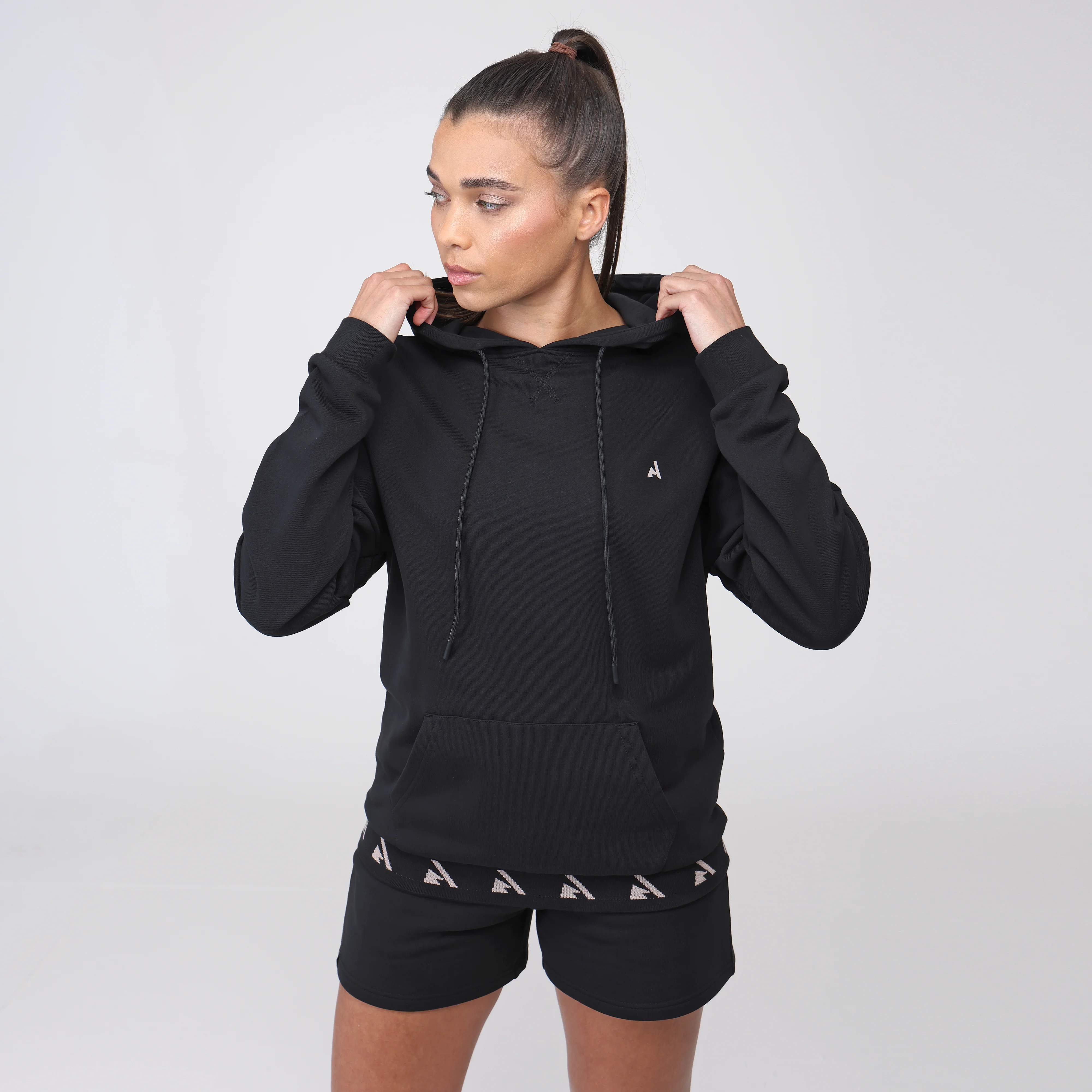 Shires Aubrion React Hoodie - Image 10