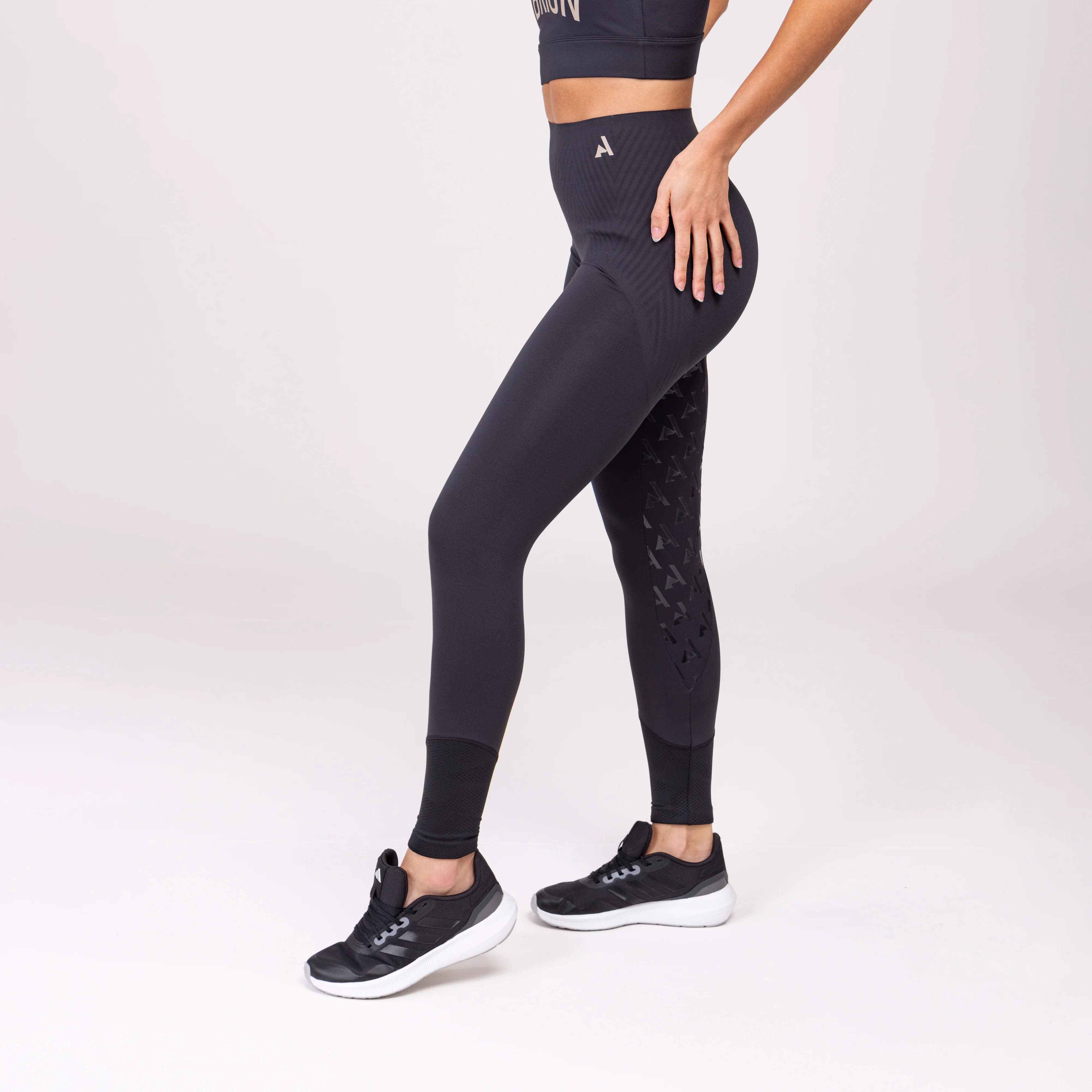 Shires Aubrion Ladies React Sculpt Riding Tights - Image 21