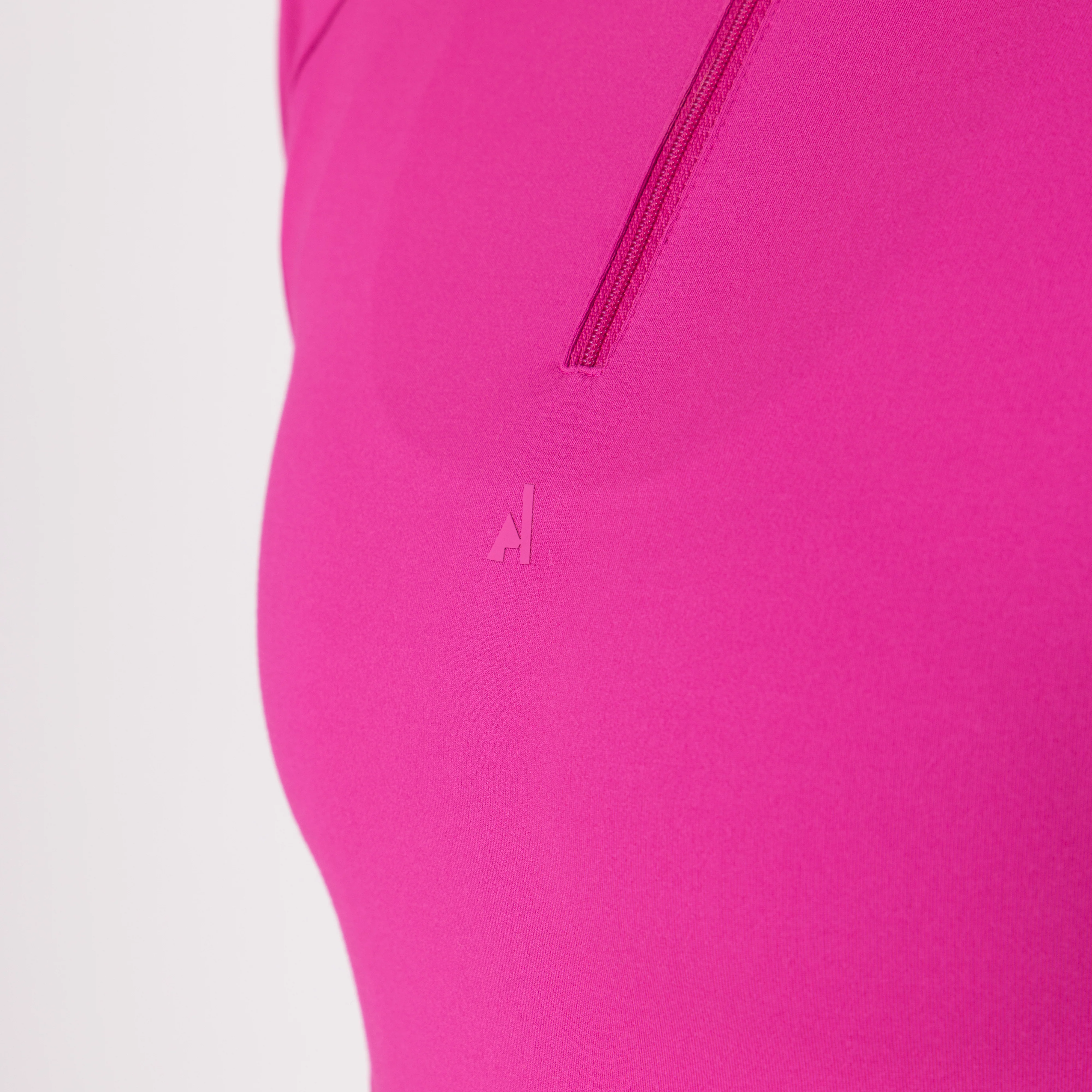 Shires Aubrion Ladies React Short Sleeve Base Layer - Image 15