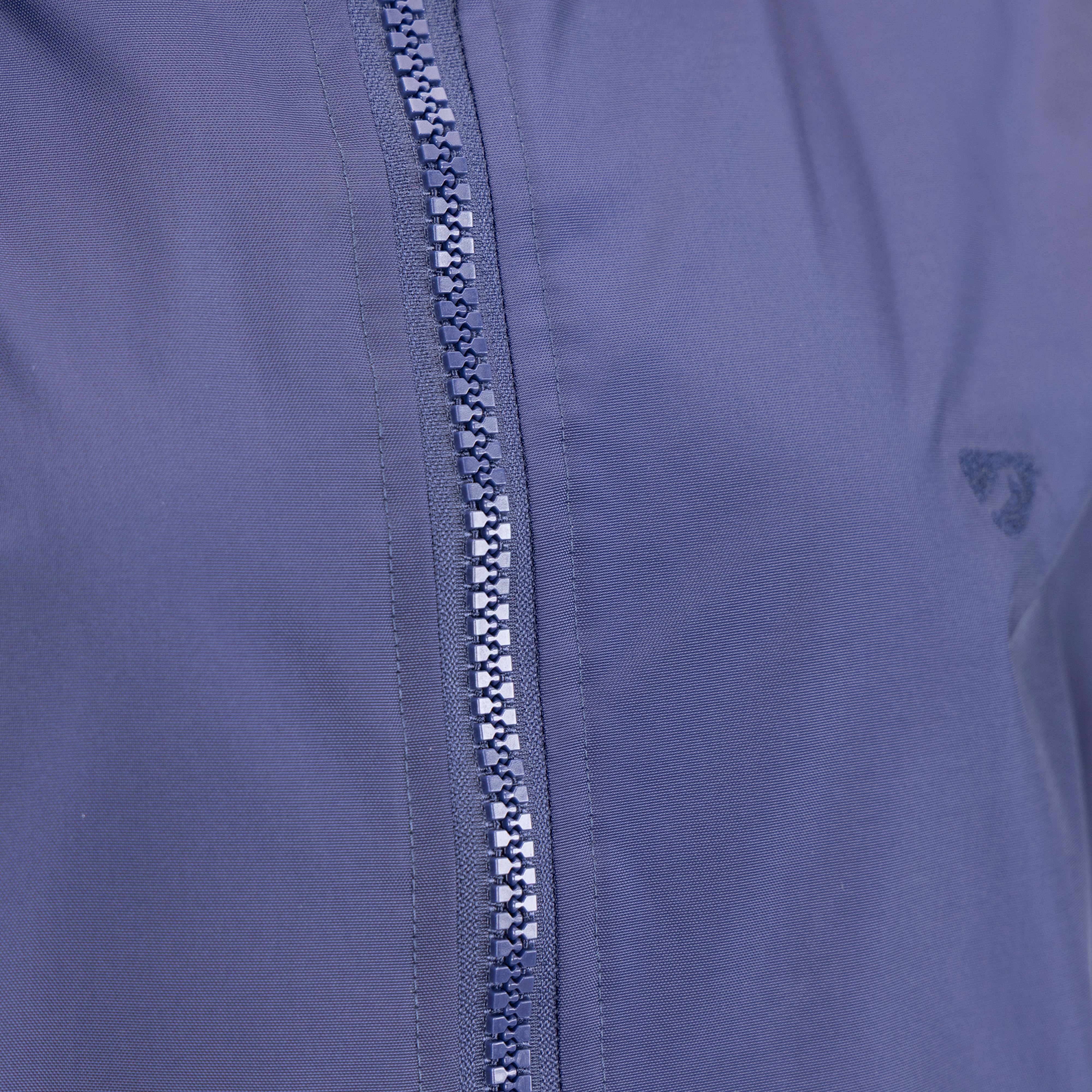 Shires Aubrion Original Lite All Weather Robe - Young Rider - Image 7