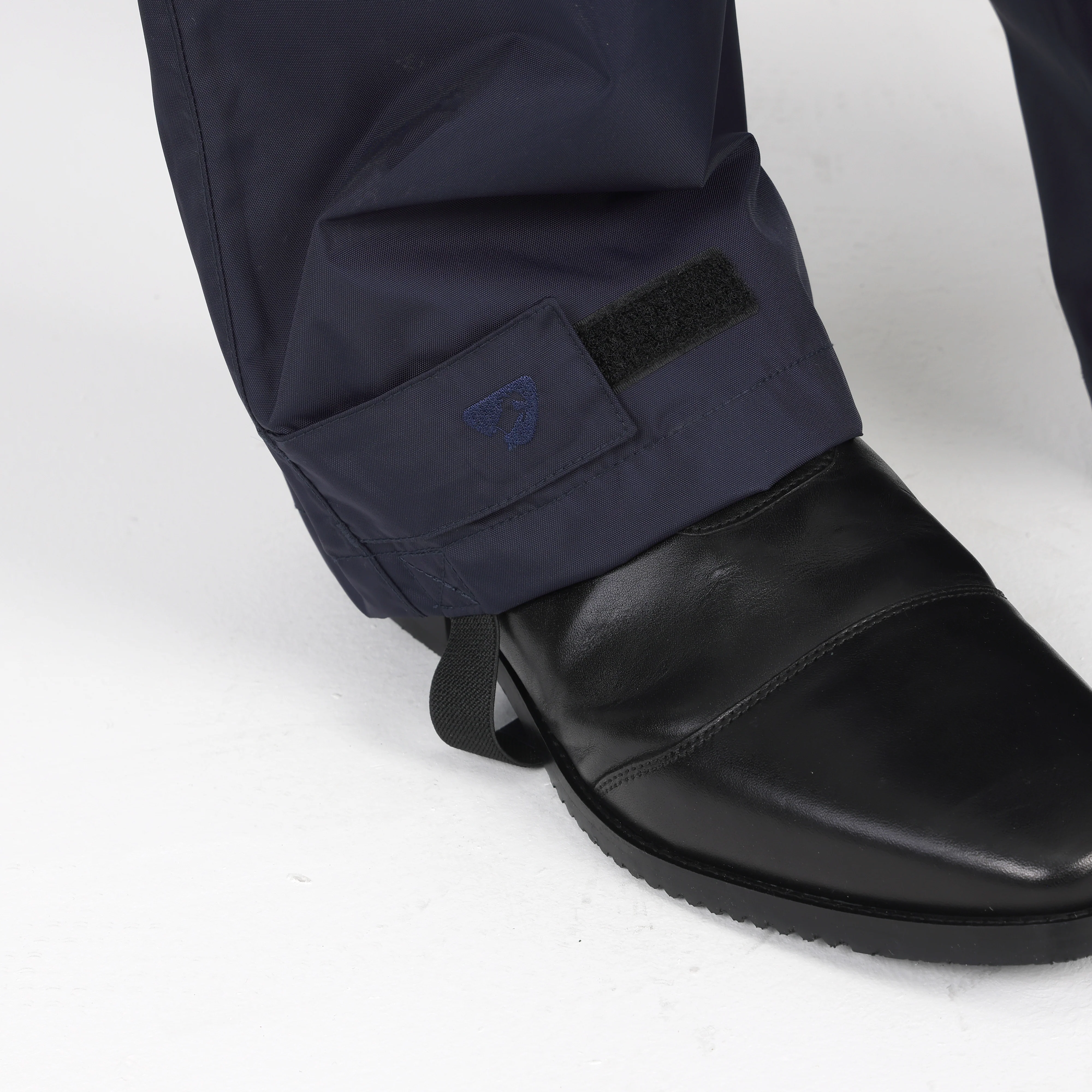 Shires Aubrion Original Waterproof Trousers- Unisex - Image 6