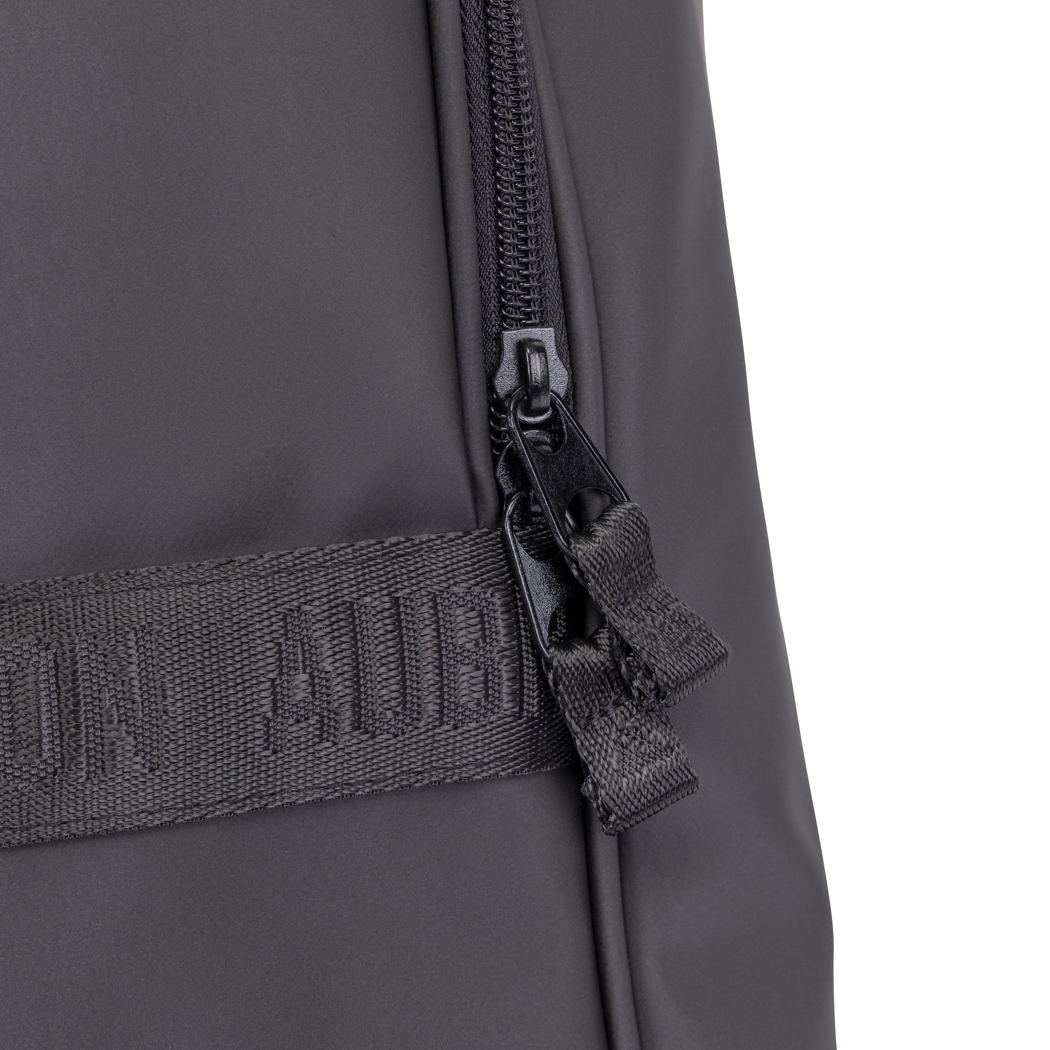 Shires Aubrion React Bridle Bag - Image 7