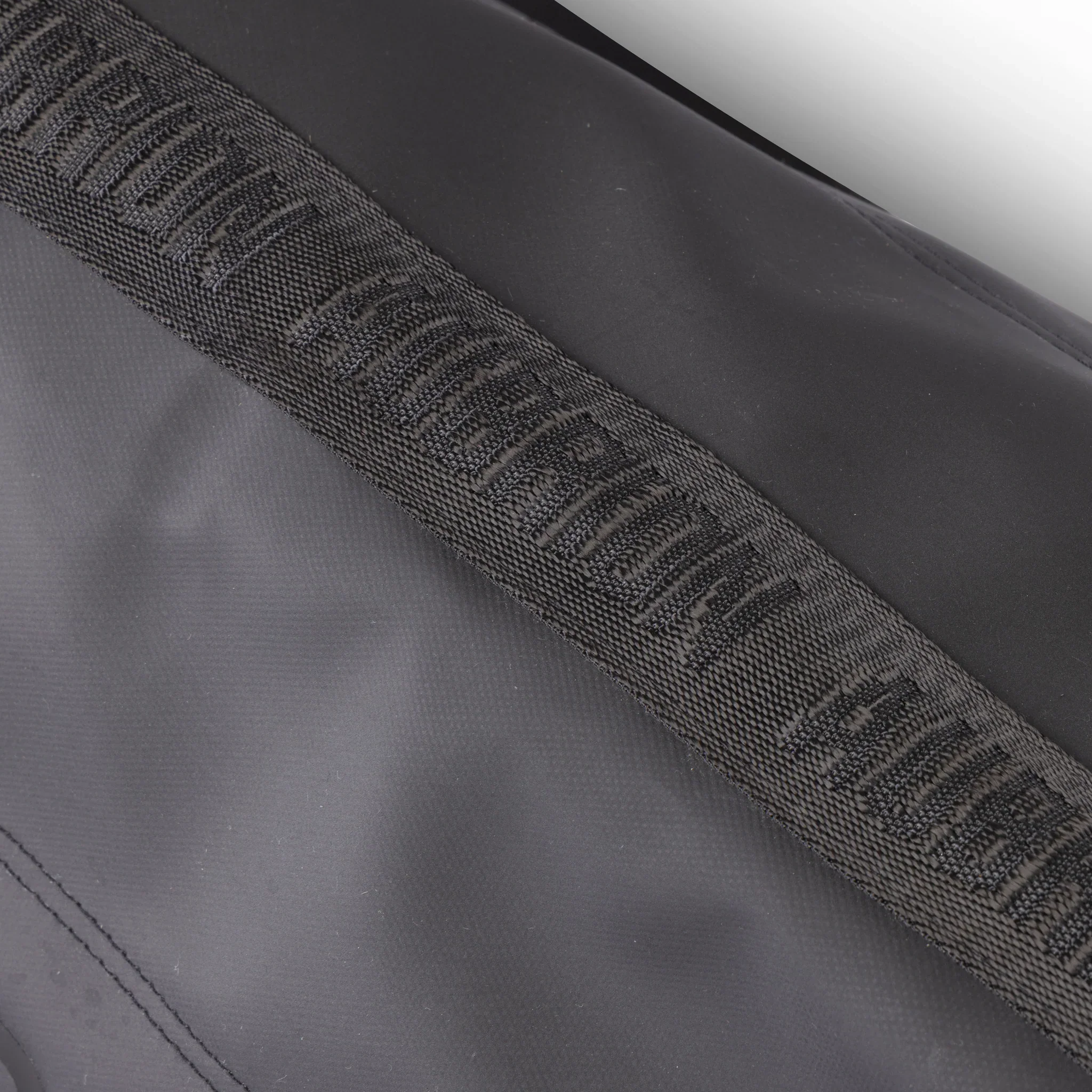 Shires Aubrion React Saddle Bag - Image 9