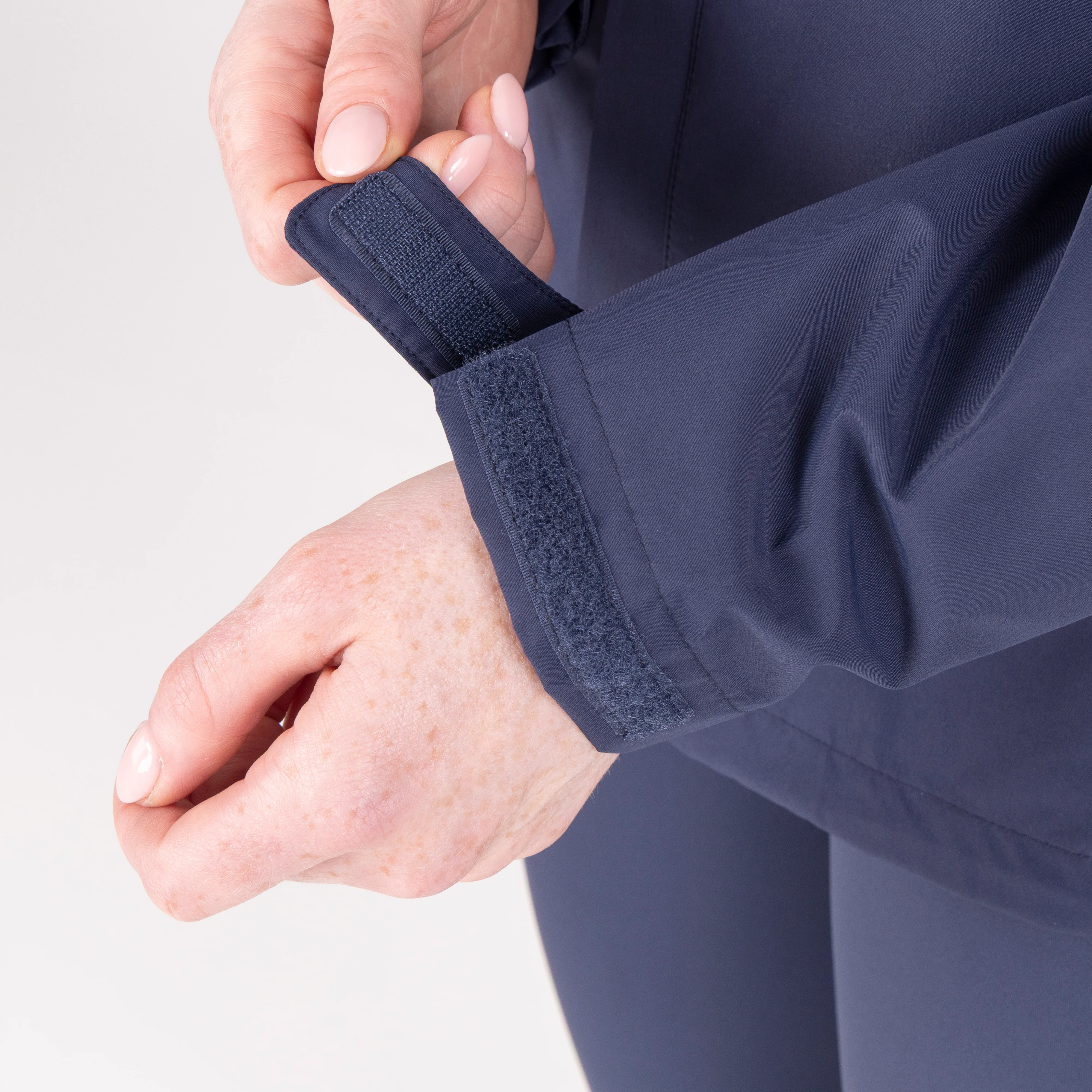 Shires Aubrion React Waterproof Coat - Image 9