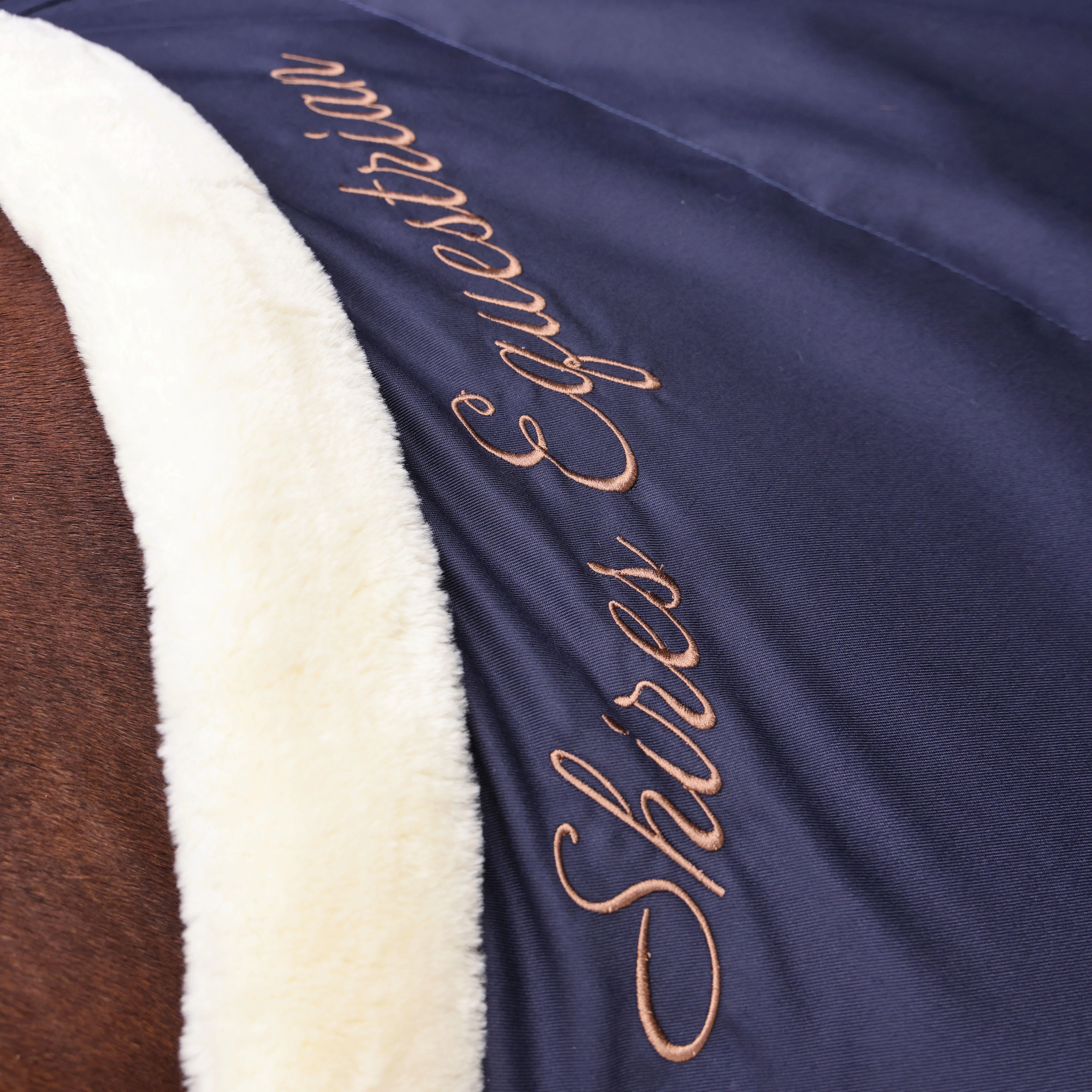 Shires Deluxe Stable Sheet - Image 3