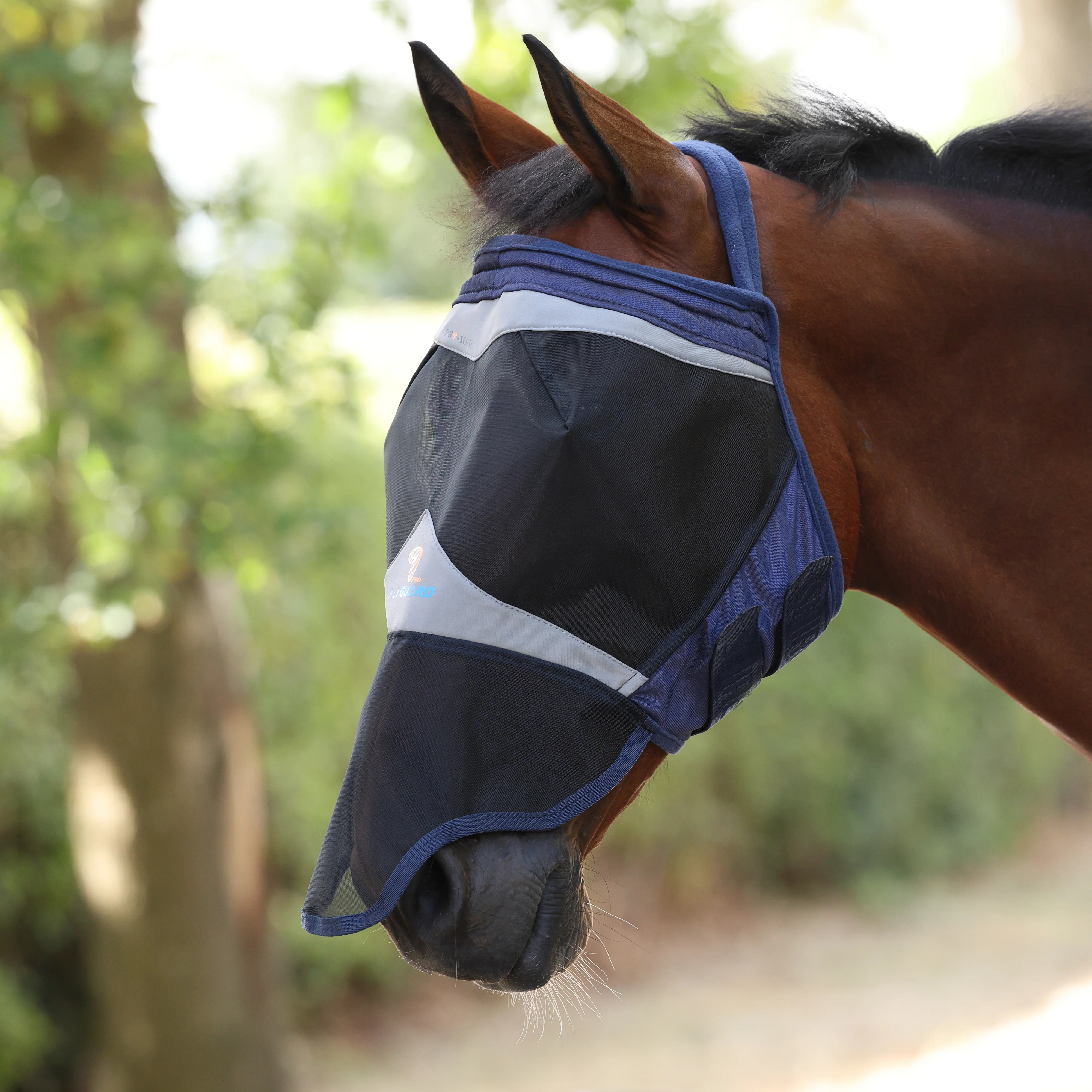 Shires FlyGuard Pro Fine Mesh Earless Fly Mask with Nose - Image 2