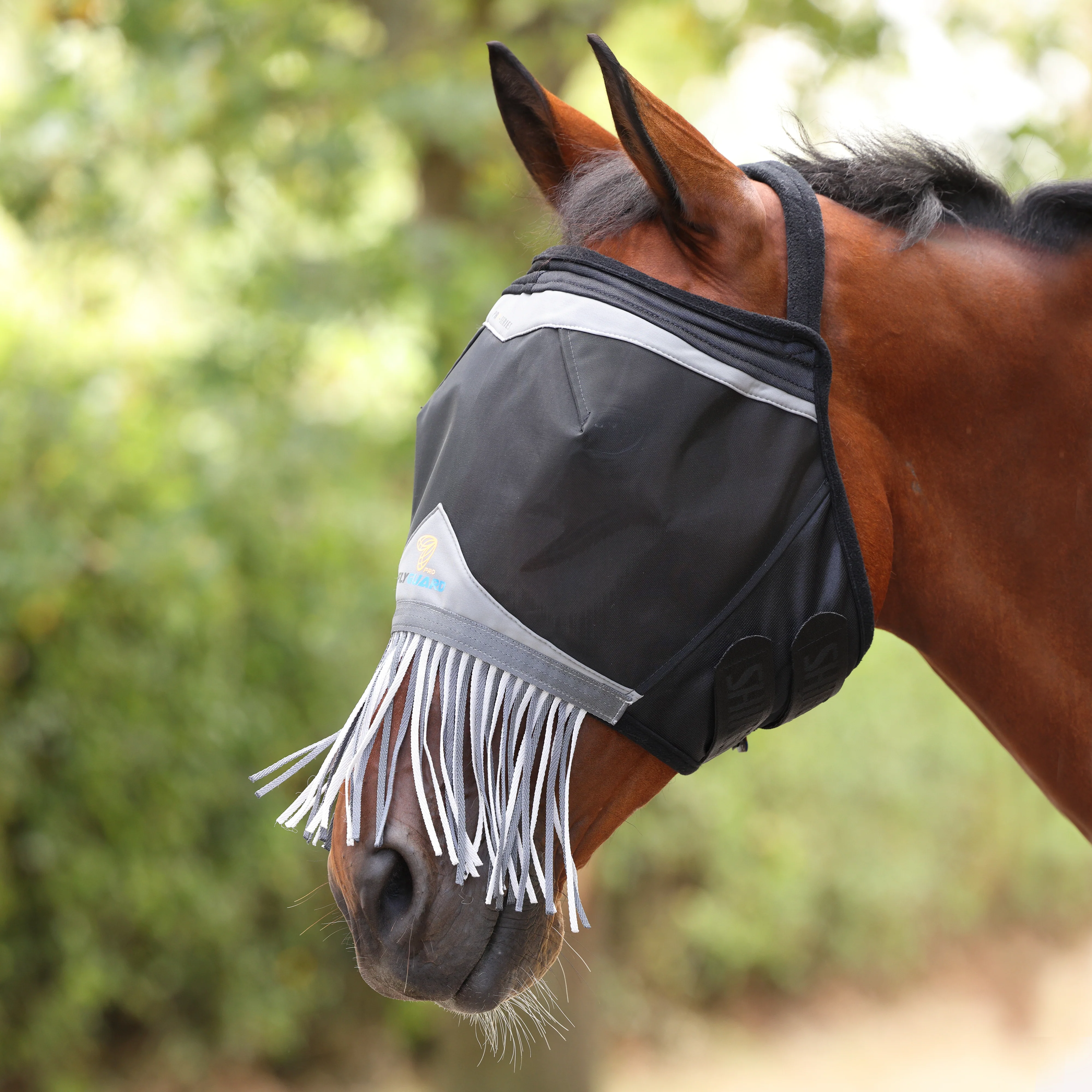 Shires FlyGuard Pro Fine Mesh Fly Mask Earless & Nose Fringe