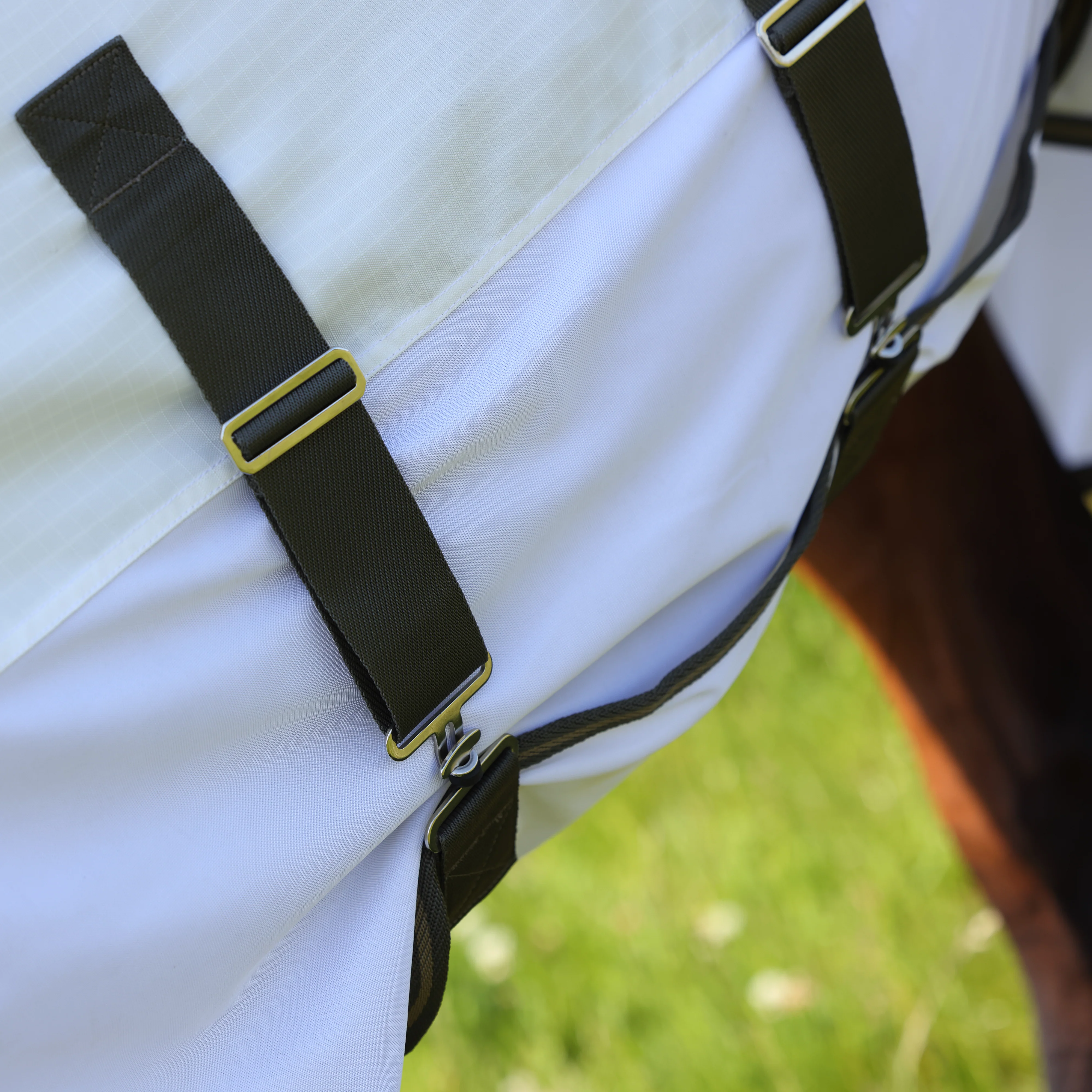 Shires Highlander Plus Sun Shade Fly Combo Rug - Image 4
