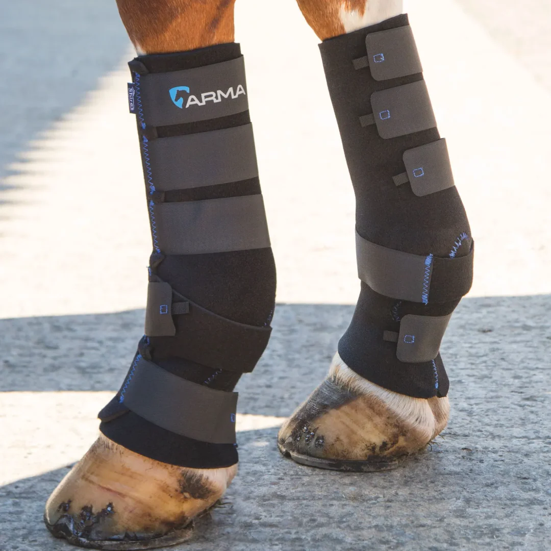 Shires ARMA Deluxe Mud Socks - Image 2