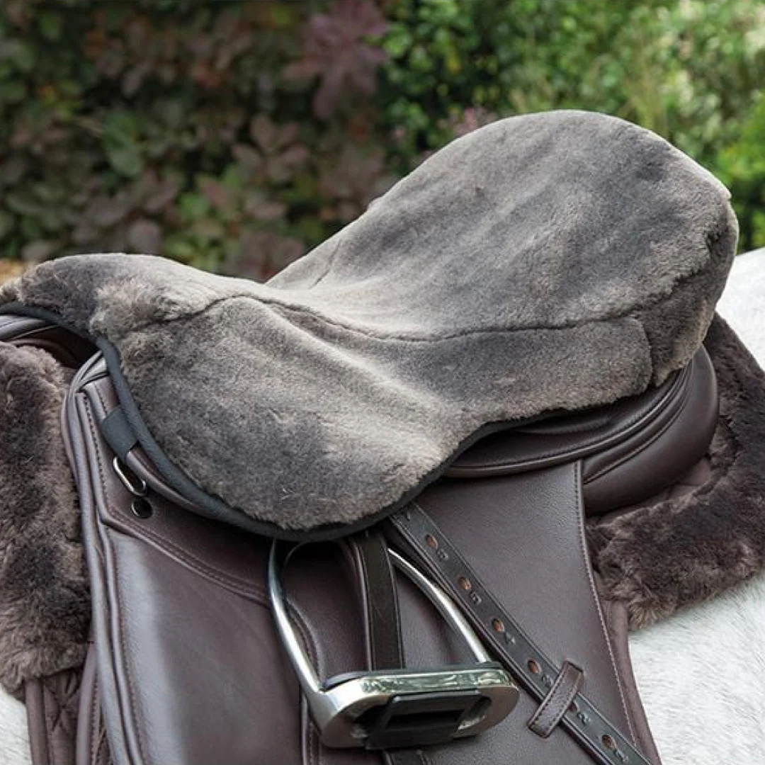 Shires Performance Supafleece Seat Saver - Image 3